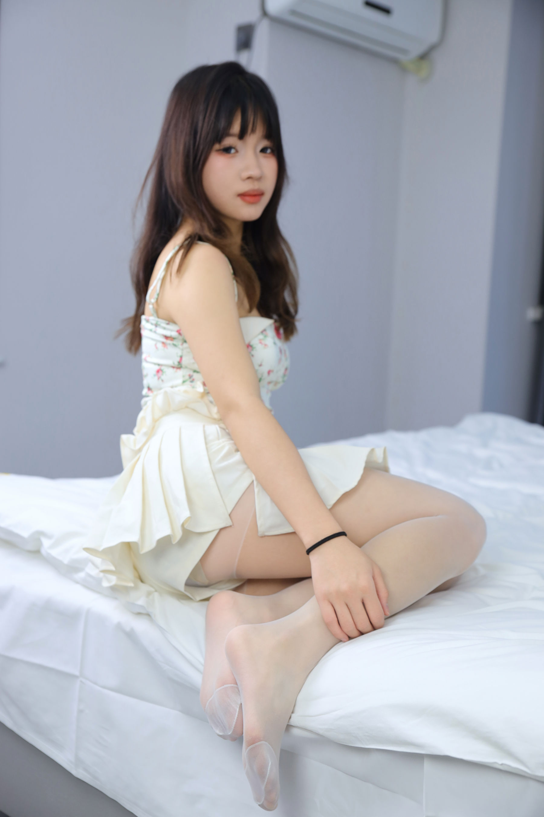 绮梦摄影 2025.01.08 No.138 娅轩 珍藏无修无水印版/(356P)