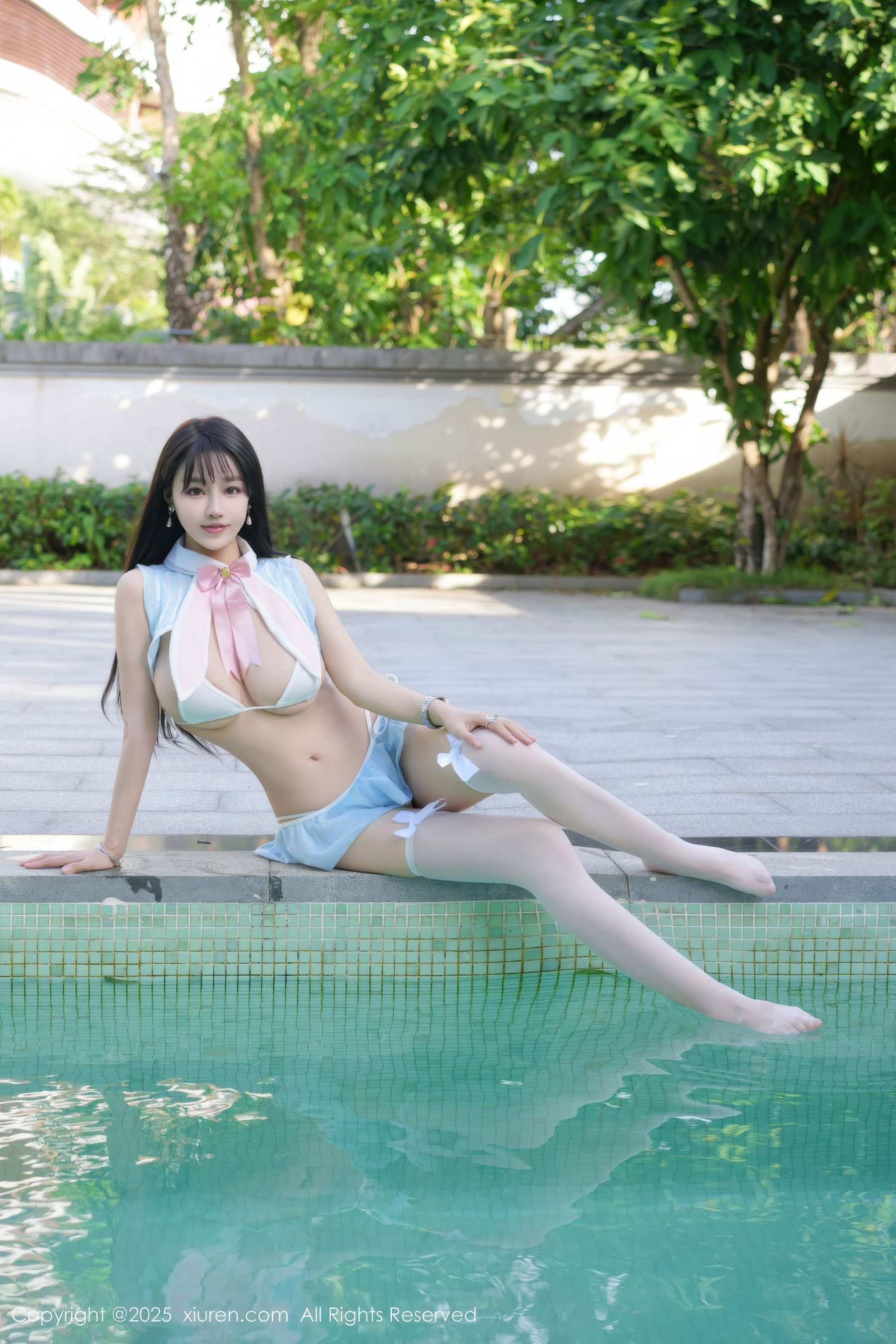 [秀人XiuRen] 2025.12.29 No.11170 心上可Flora/(62P)