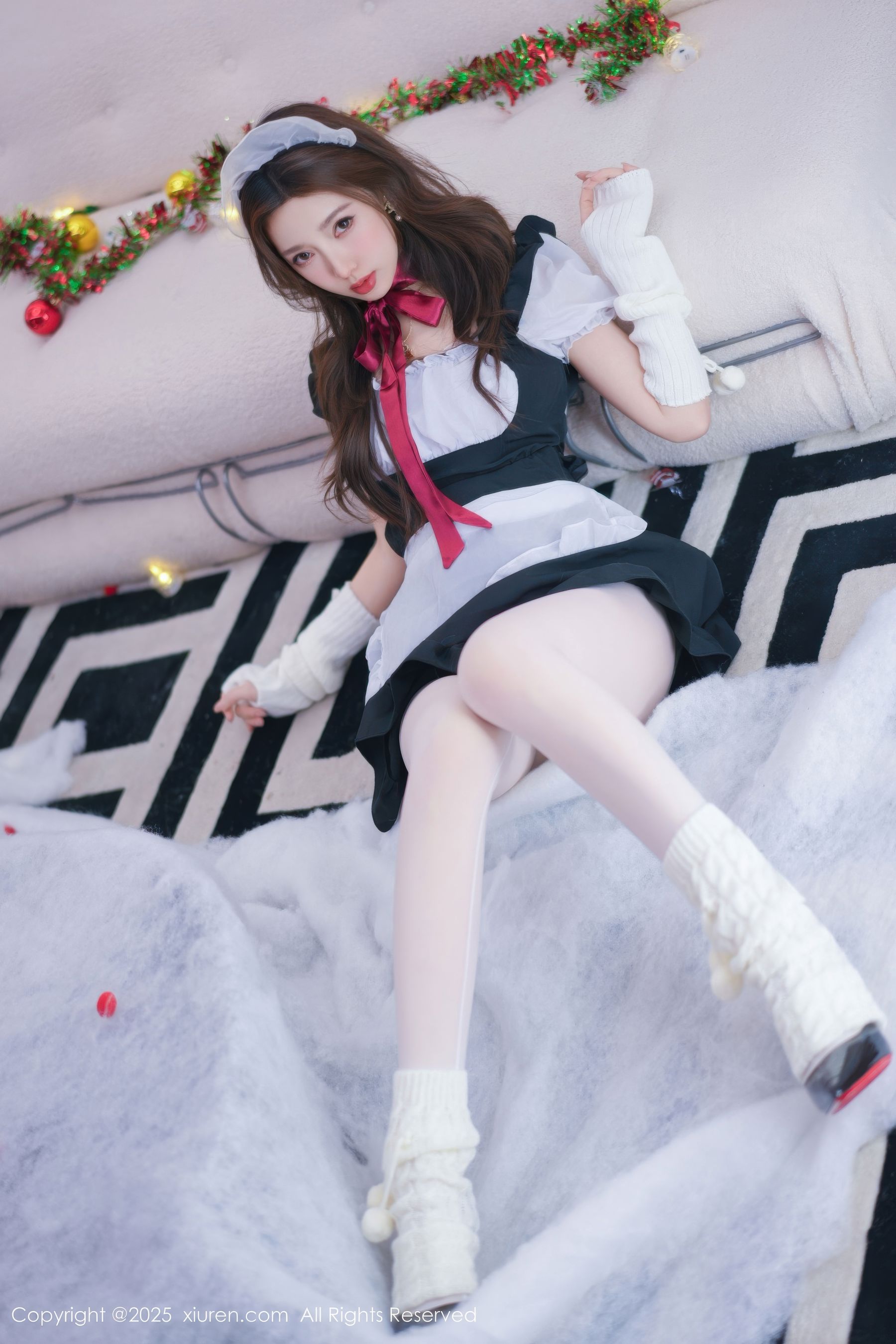 [秀人XiuRen] 2025.12.24 No.11152 Twins-桃桃/(77P)