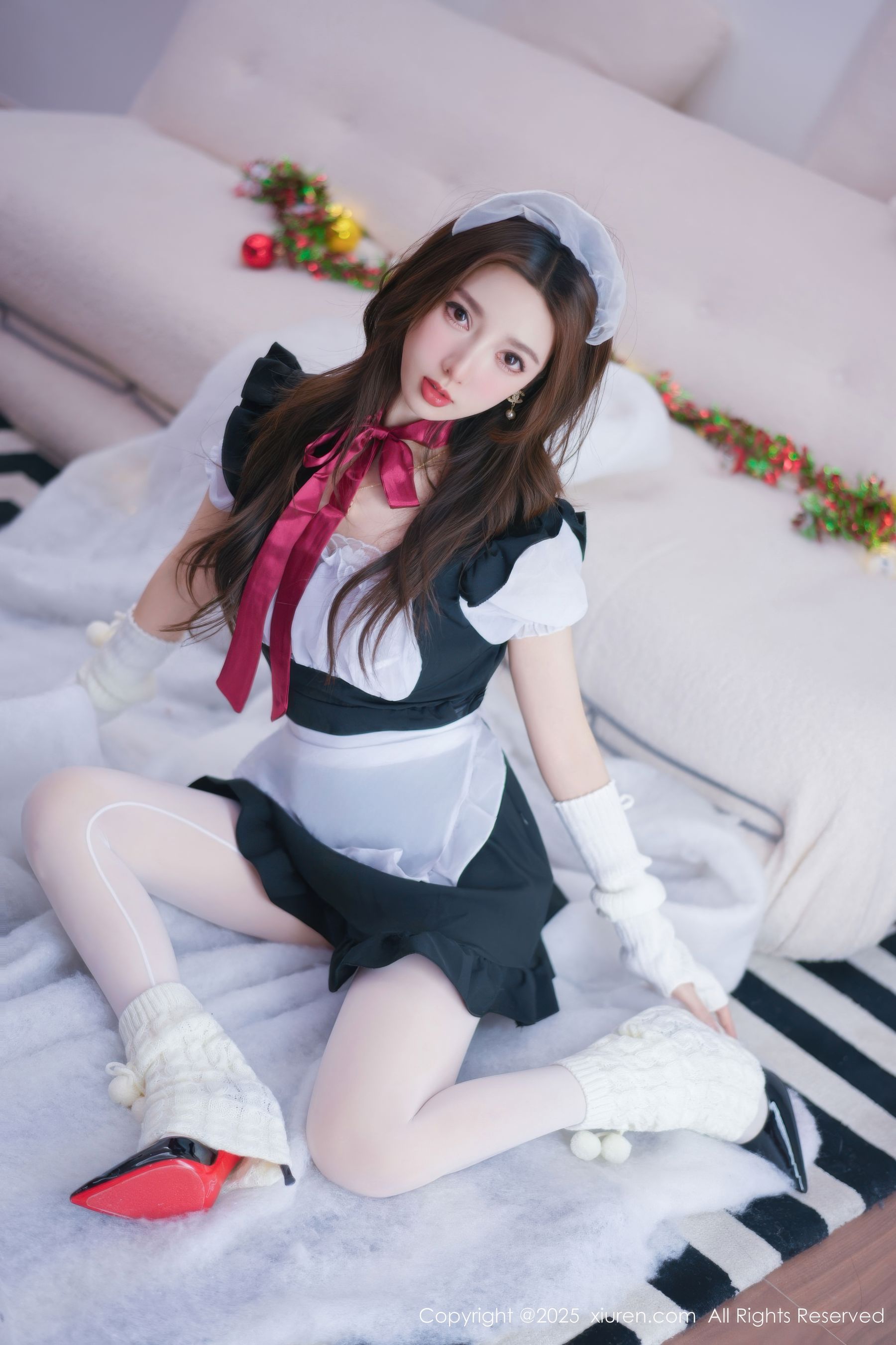 [秀人XiuRen] 2025.12.24 No.11152 Twins-桃桃/(77P)
