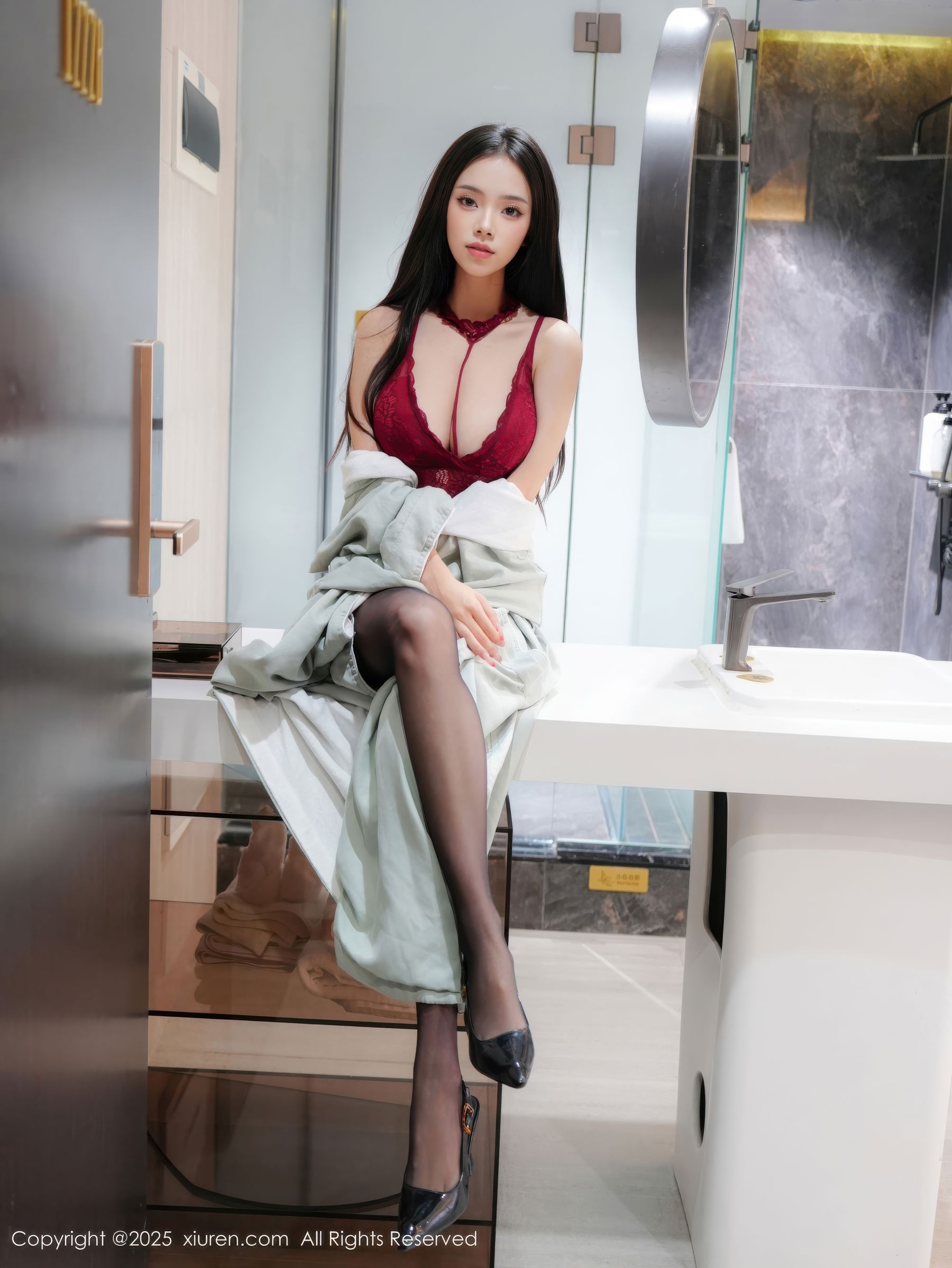 [秀人XiuRen] 2025.12.30 No.11175 小奶娇/(68P)