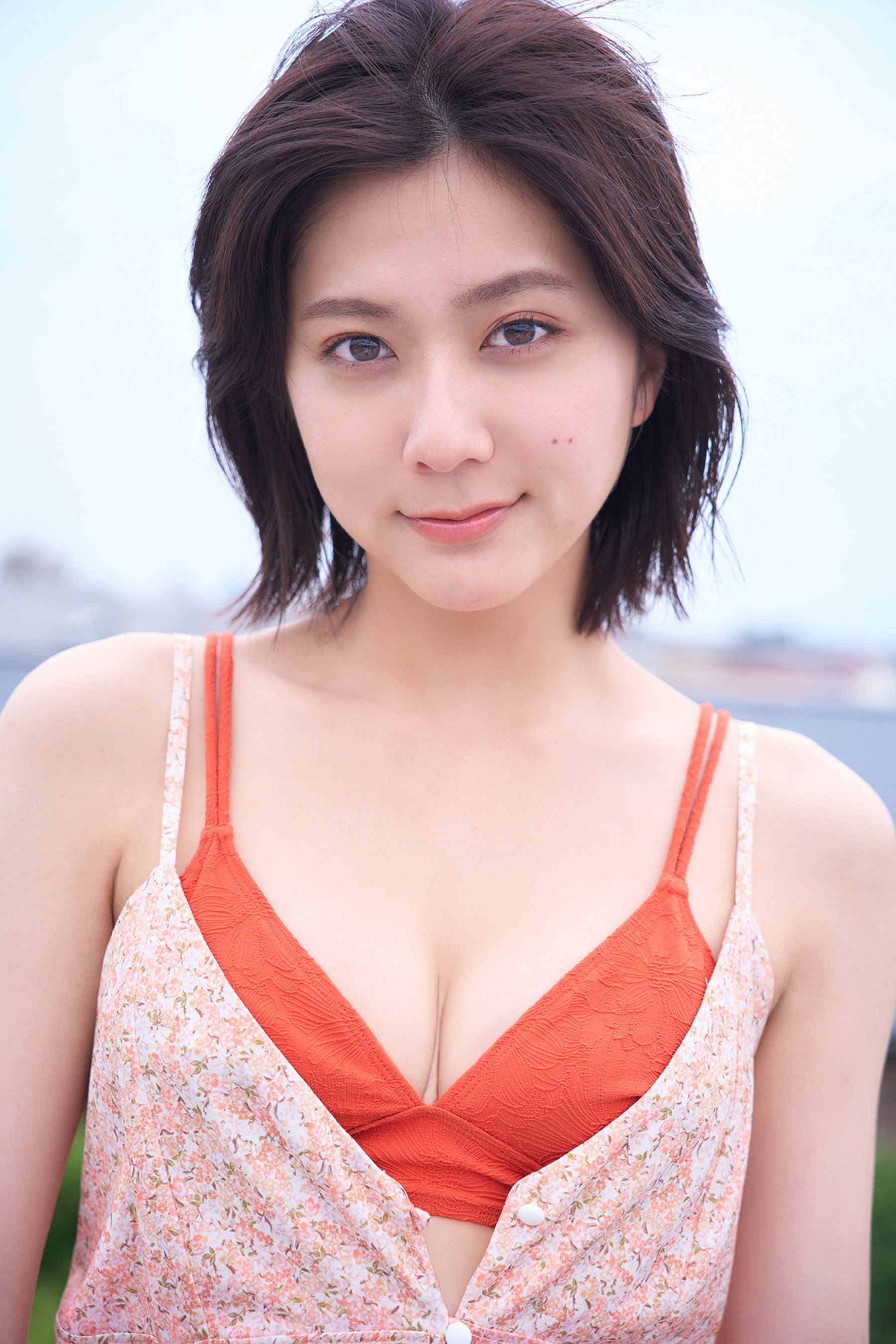 清水麻璃亜 - まりあさん、見せすぎです！/(87P)