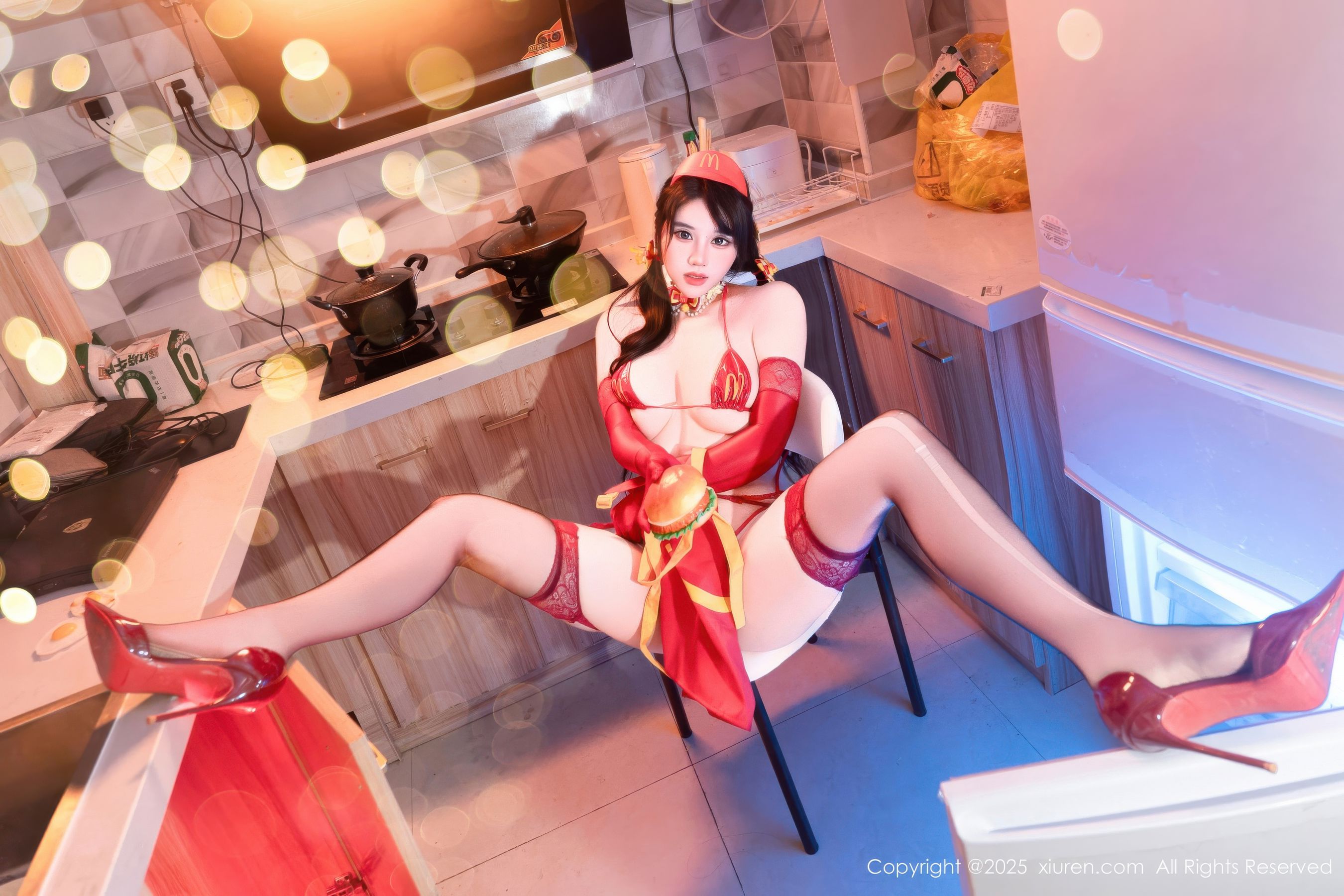 [秀人XiuRen] 2025.12.25 No.11154 汐汐爱吃草莓/(78P)