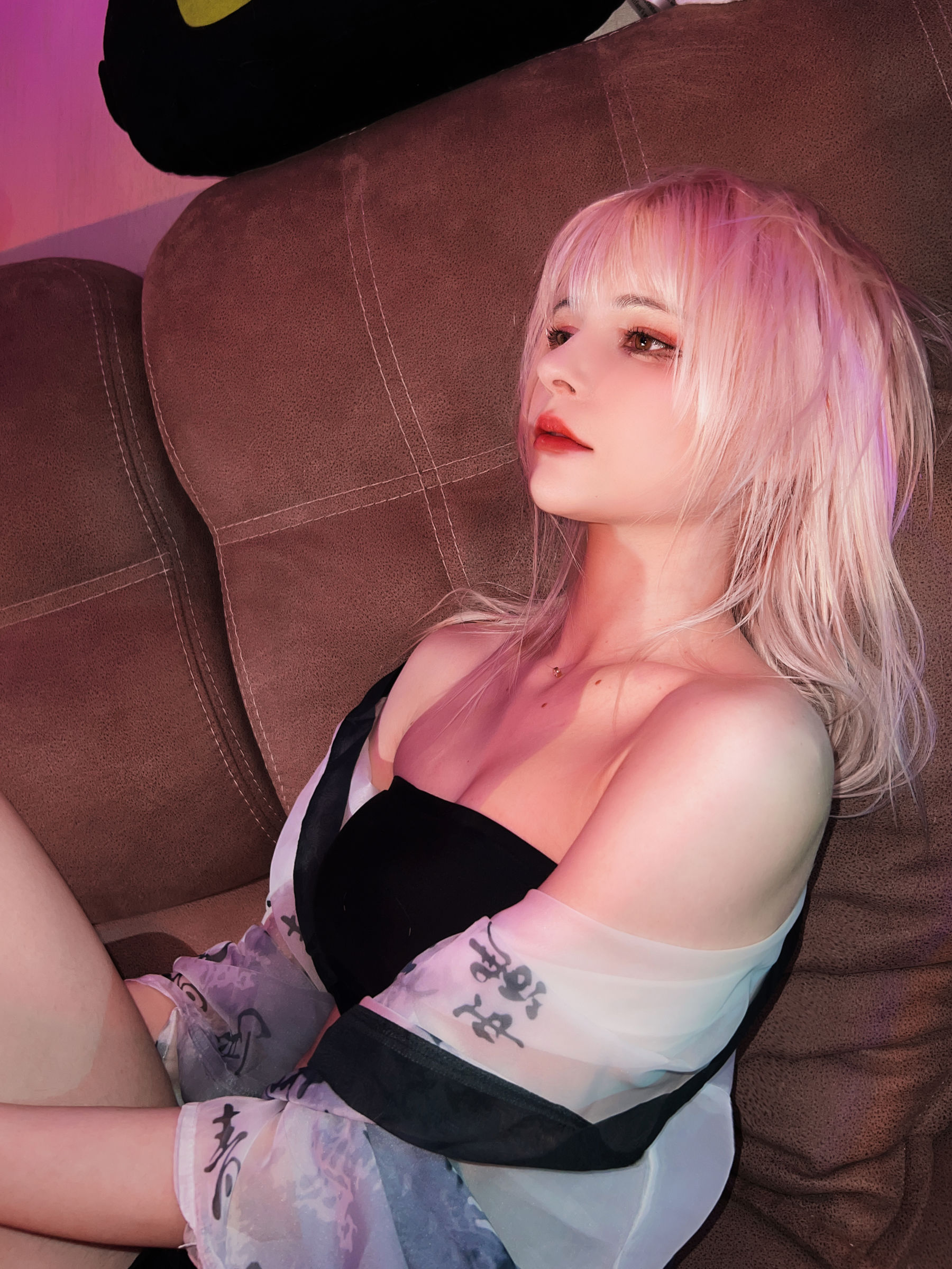 LENivayaAya_爱雅 - Blood moon/(45P)