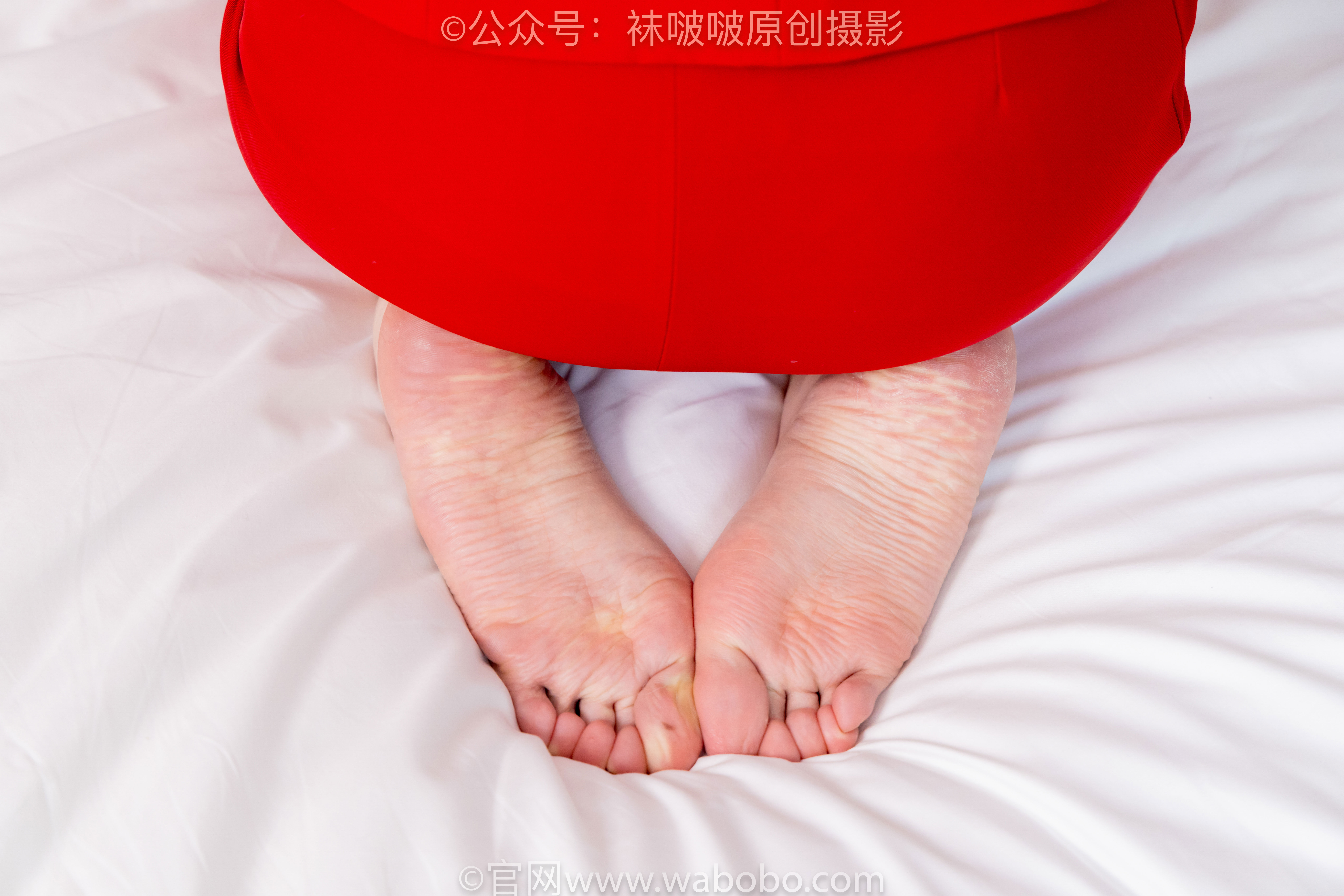 BoBoSocks袜啵啵 No.645 小甜豆 - 两双高跟鞋、薄黑丝、裸足/(147P)