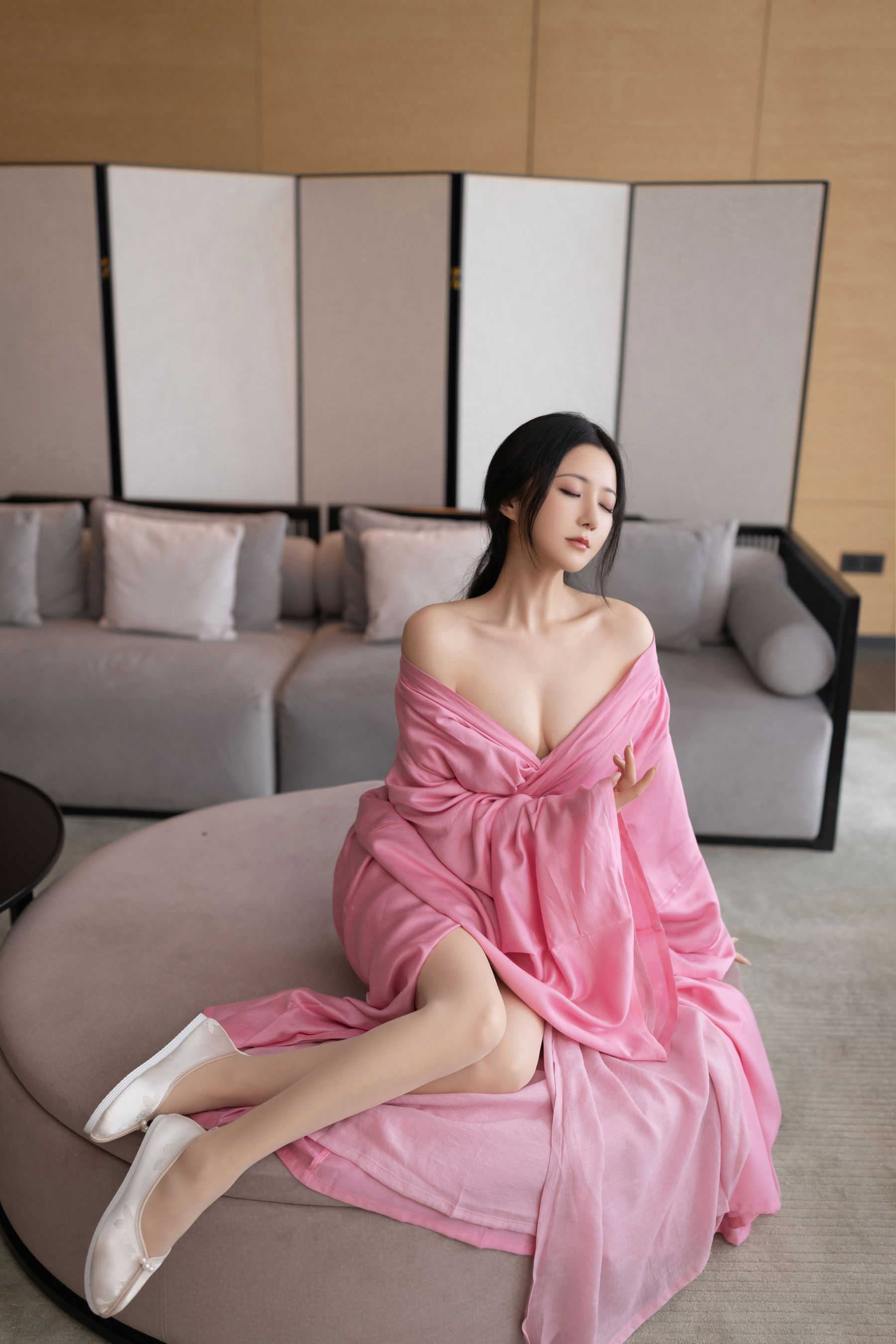 鱼子酱 - 月影纱/(120P)