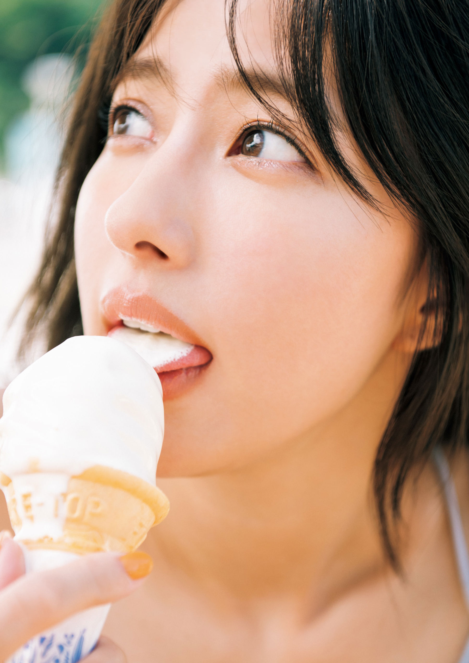 愛甲千笑美 - 会いたくなった？/(129P)