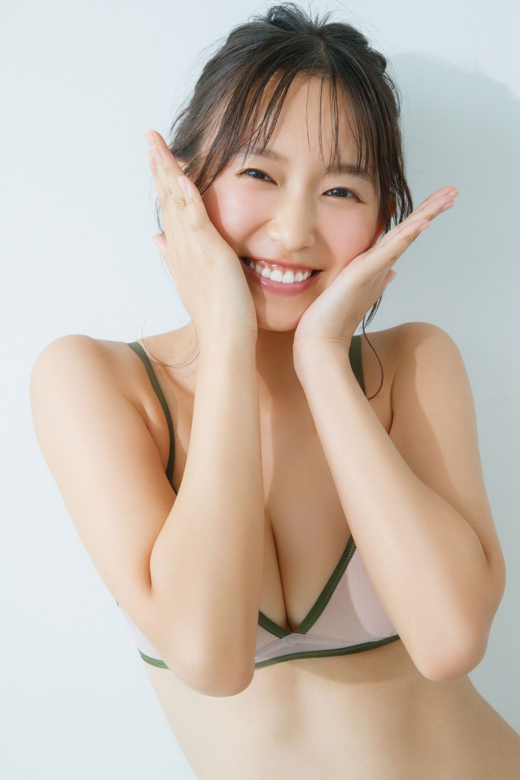 志田音々 - 純情/(93P)
