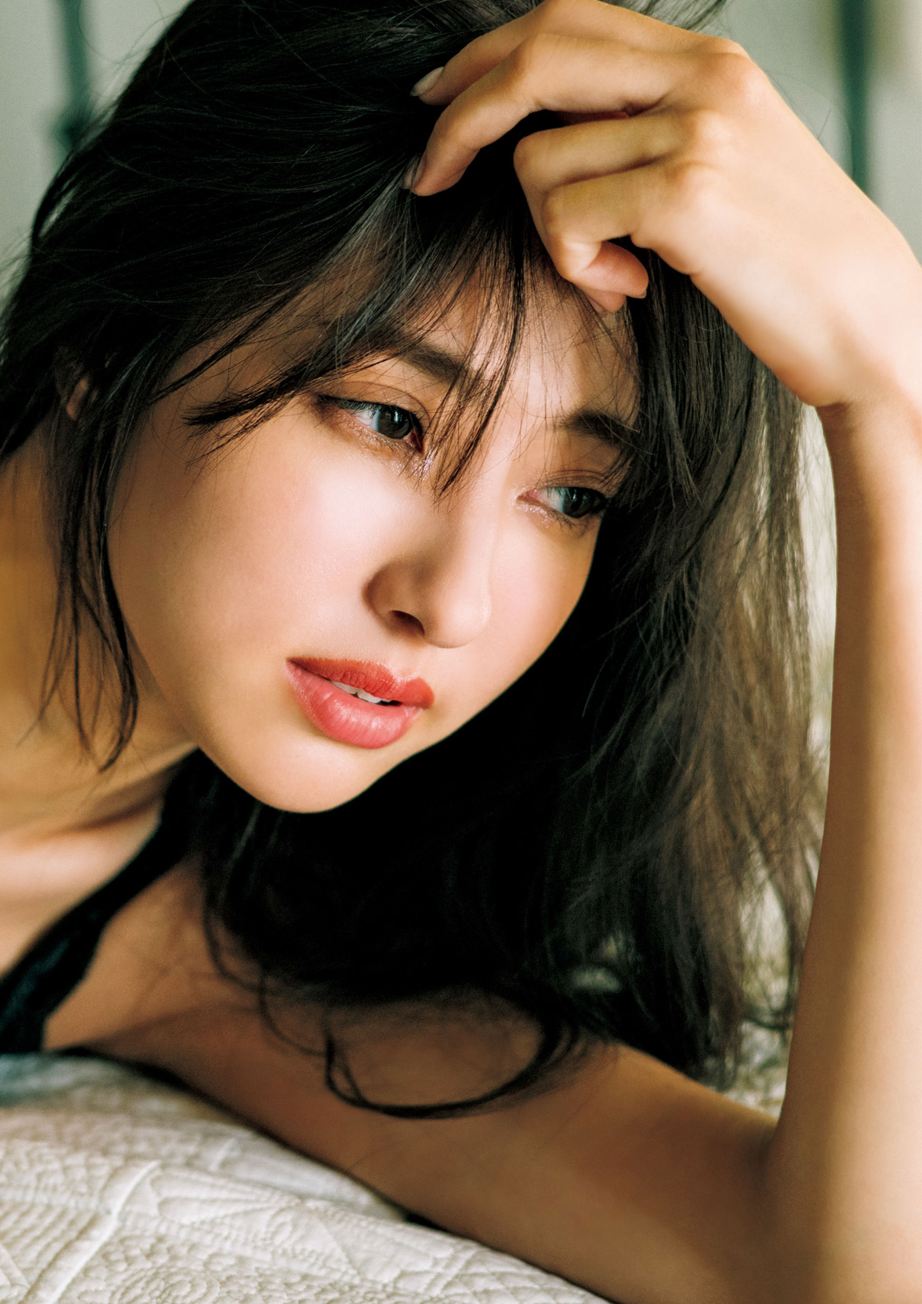 愛甲千笑美 - 会いたくなった？/(129P)