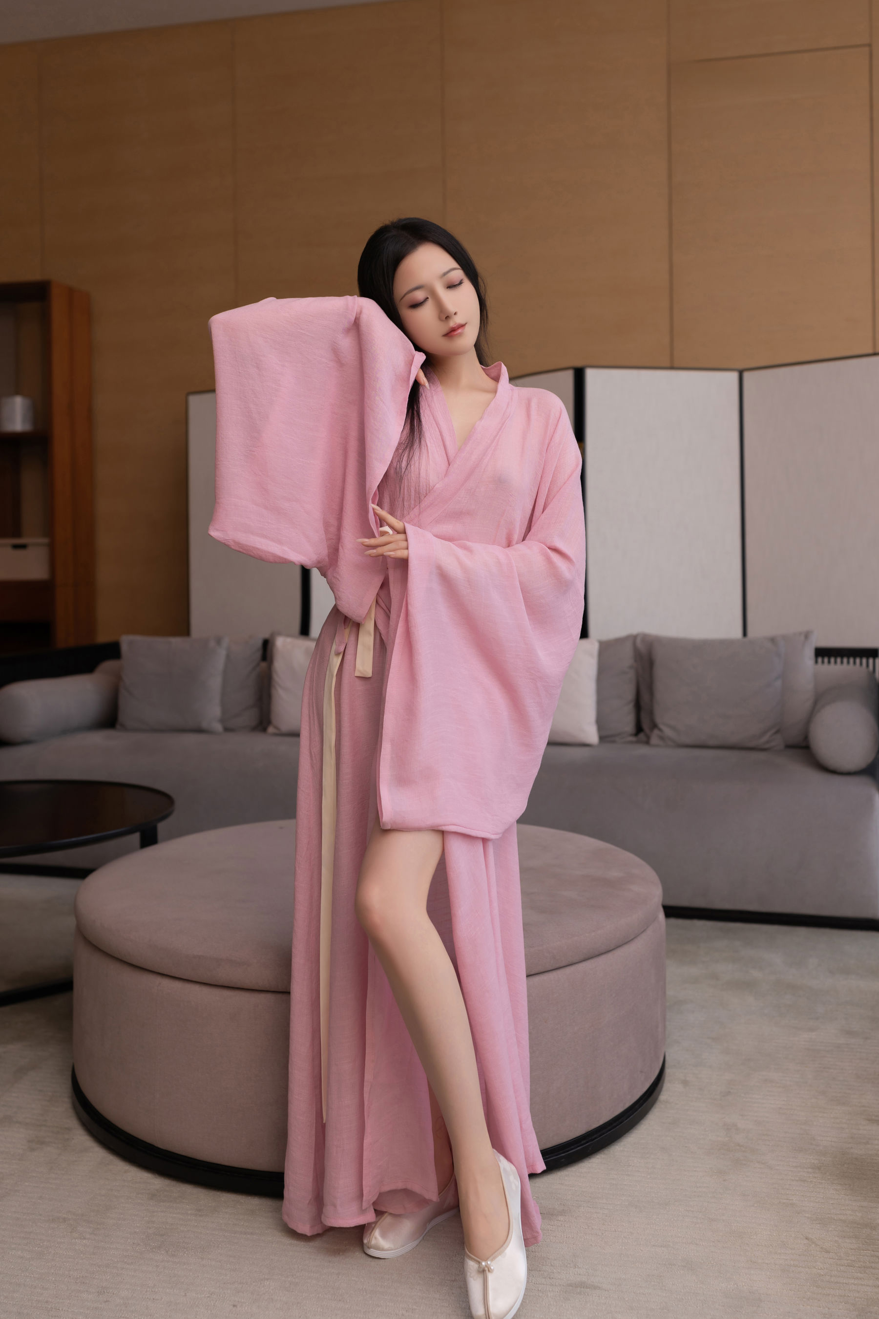 鱼子酱 - 月影纱/(120P)