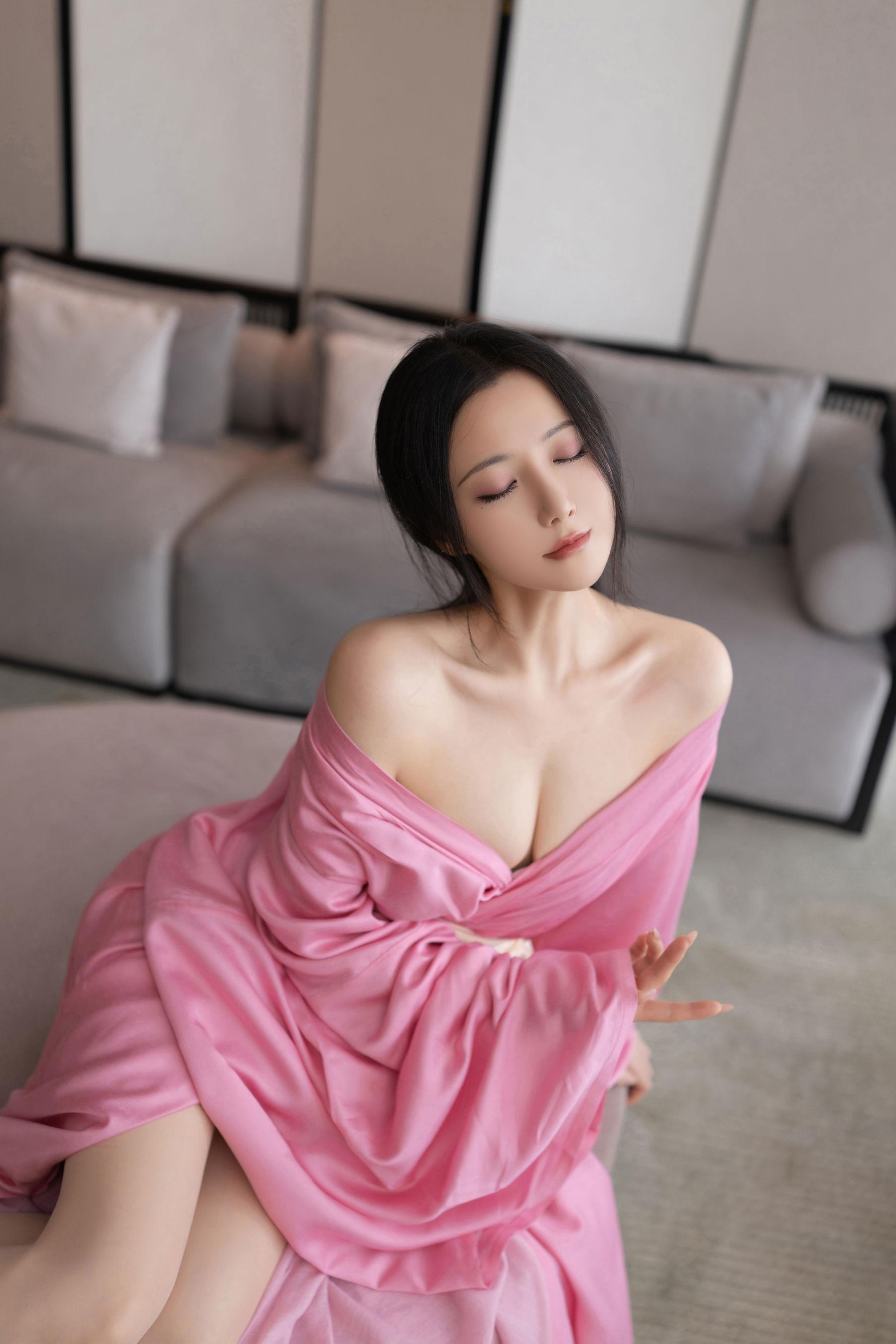 鱼子酱 - 月影纱/(120P)