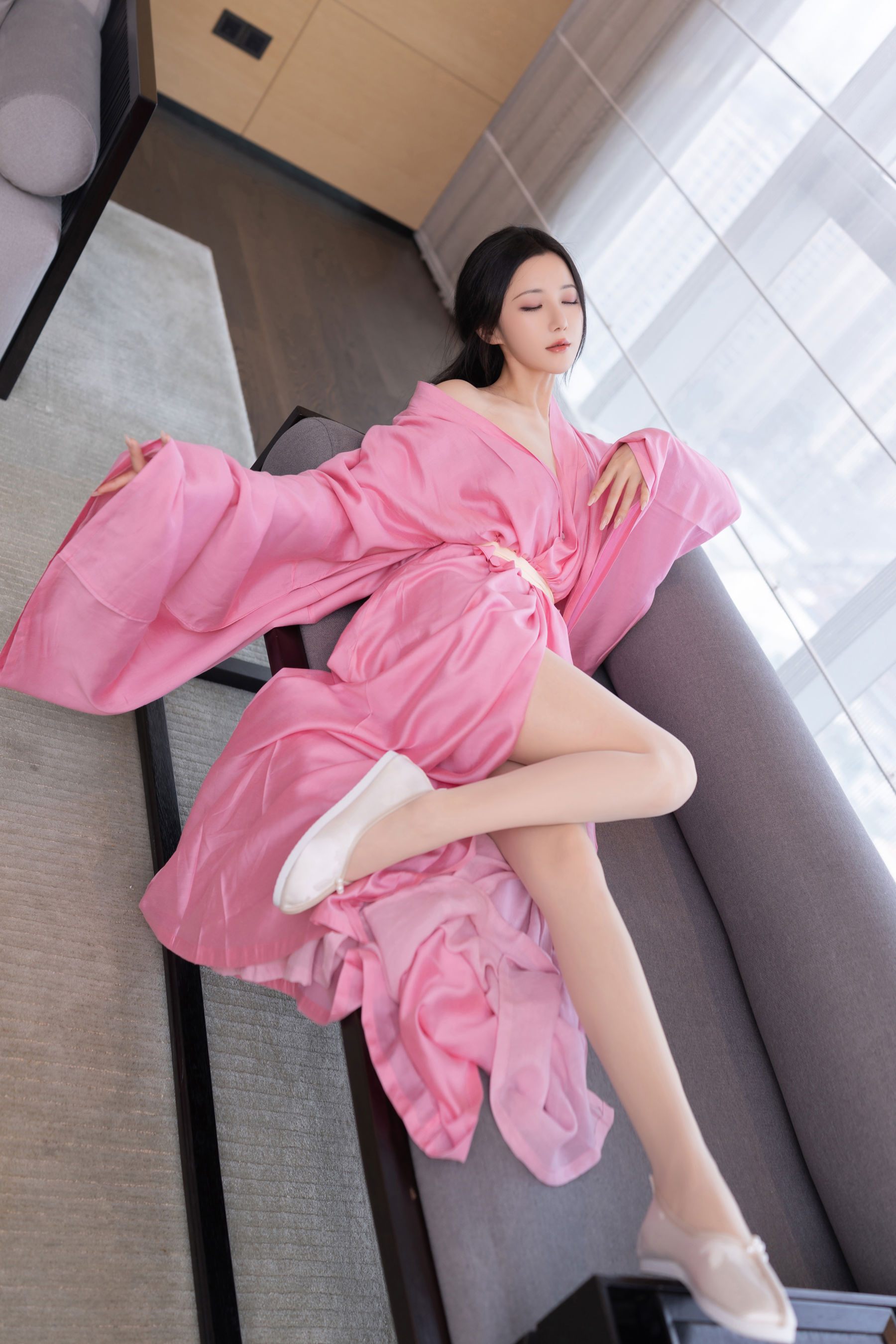 鱼子酱 - 月影纱/(120P)
