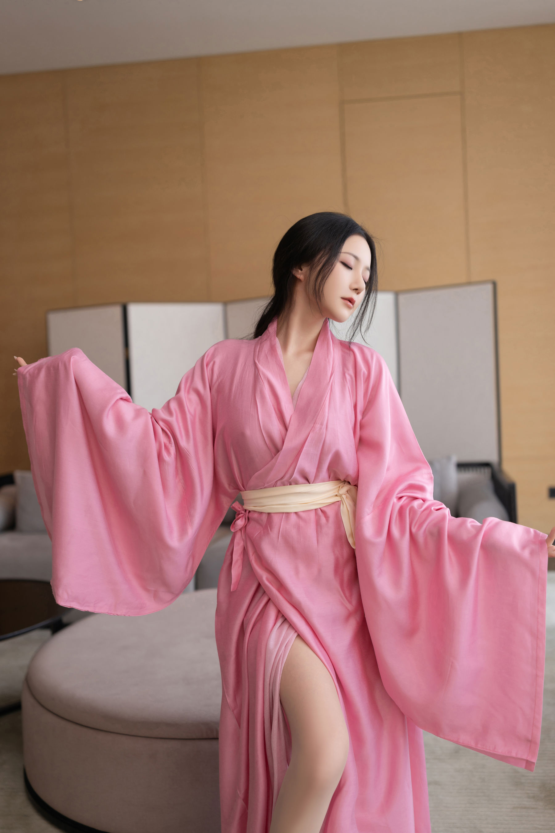 鱼子酱 - 月影纱/(120P)