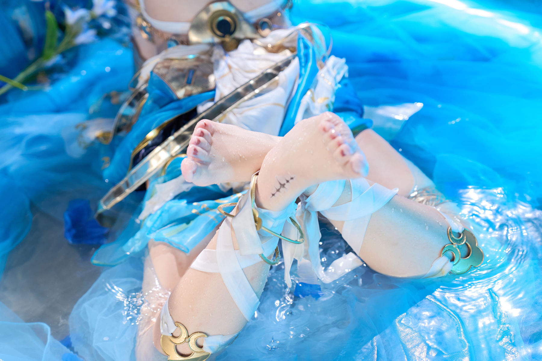 鬼马少女 阿薰kaOri - 鸣潮 谕女尤诺 玉足篇/(75P)
