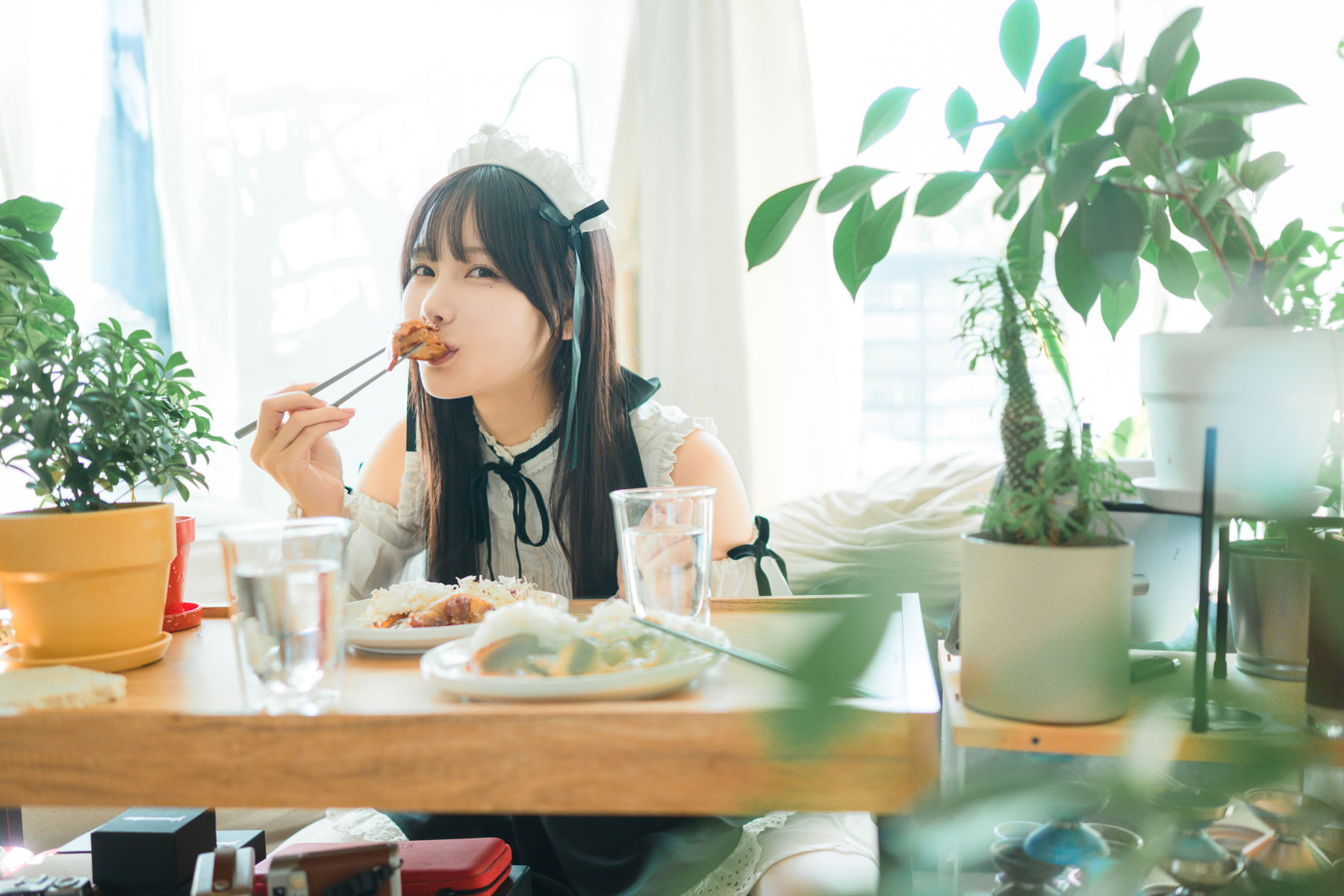 日本甜美COSER けんけん - 推し型メイドロイドとしたいこと/(131P)