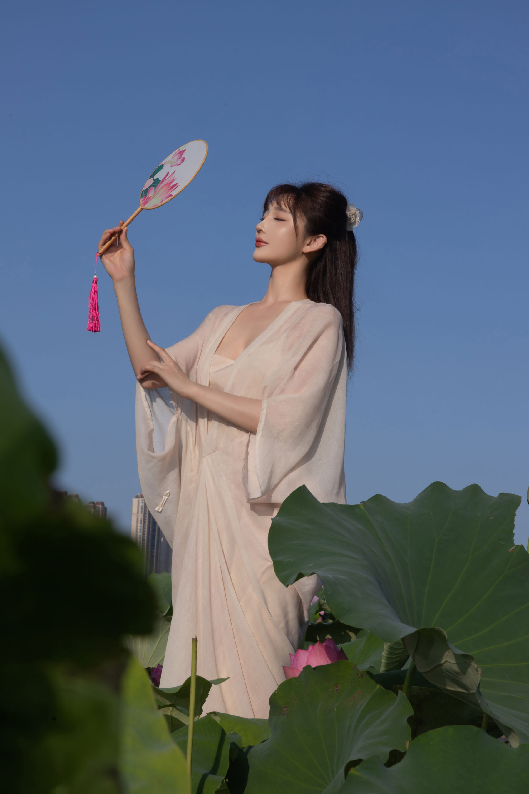 陆萱萱 - 荷花/(91P)
