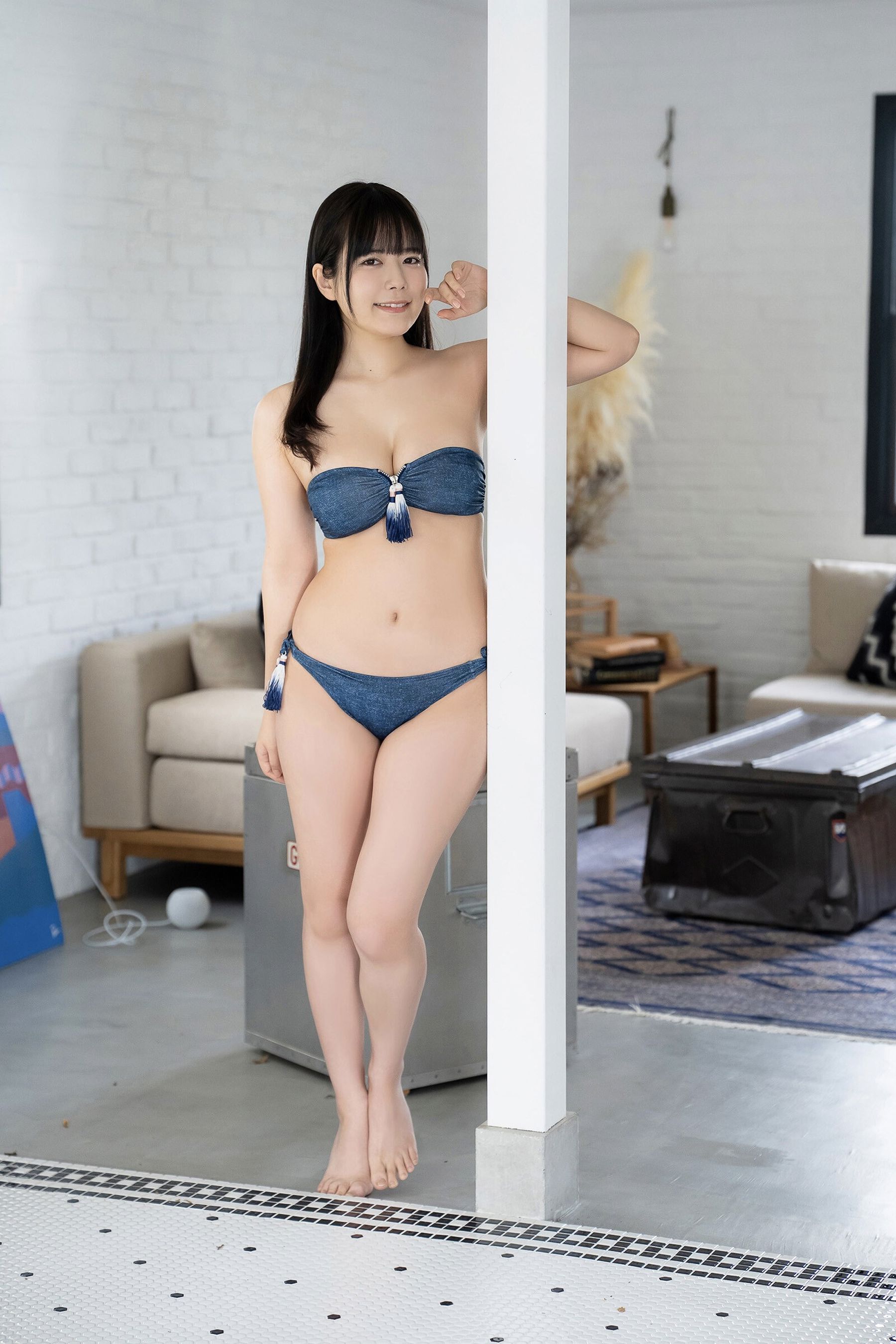 東雲うみ - うみの近くで…/(52P)