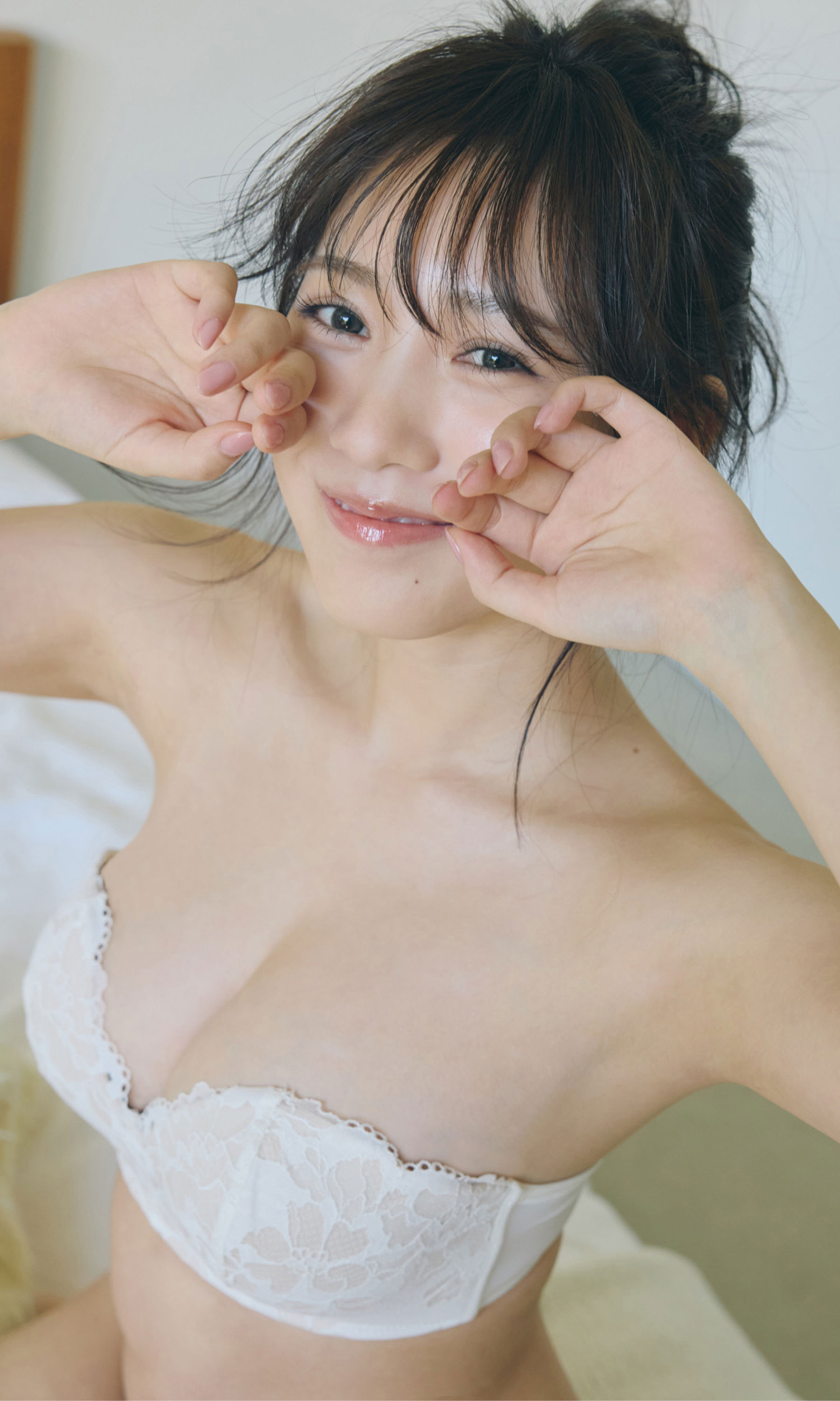 横野すみれ - 何度だって/(66P)