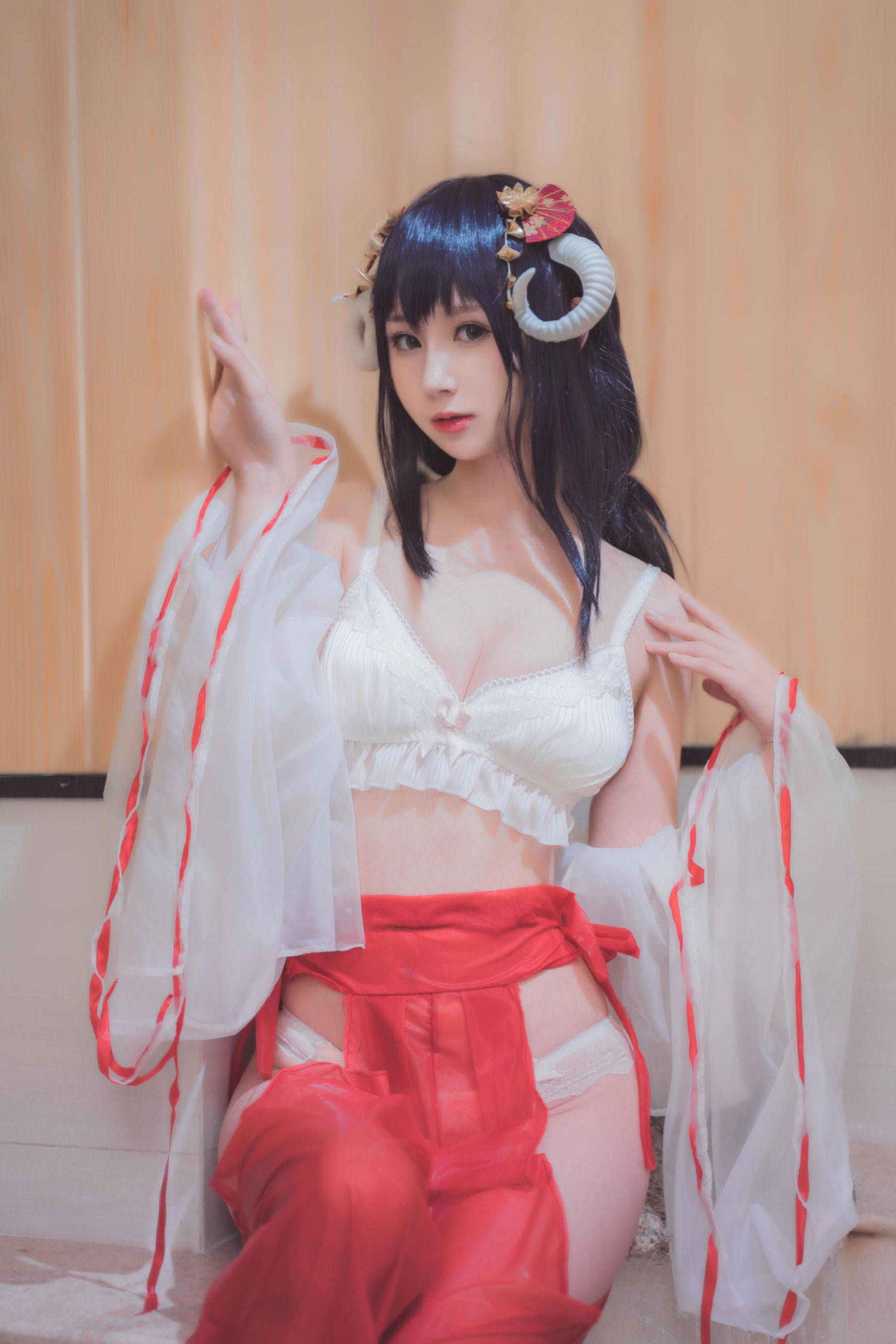 西园寺南歌 写真 - 巫女本/(79P)