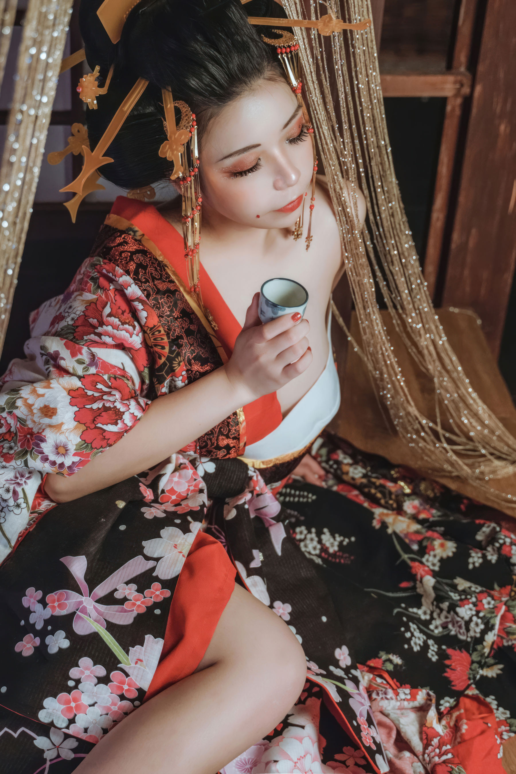 自闭颜球球 (无颜小天使wy) - 花魁/(15P)