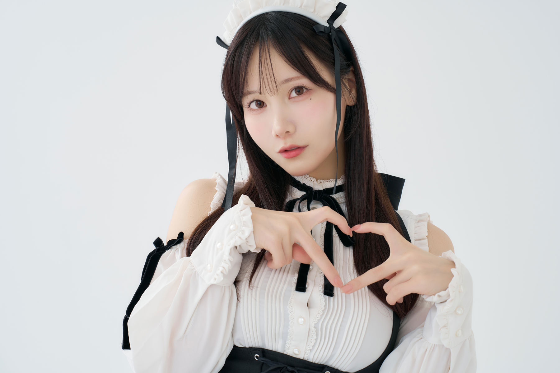 日本甜美COSER けんけん - 推し型メイドロイドとしたいこと/(131P)