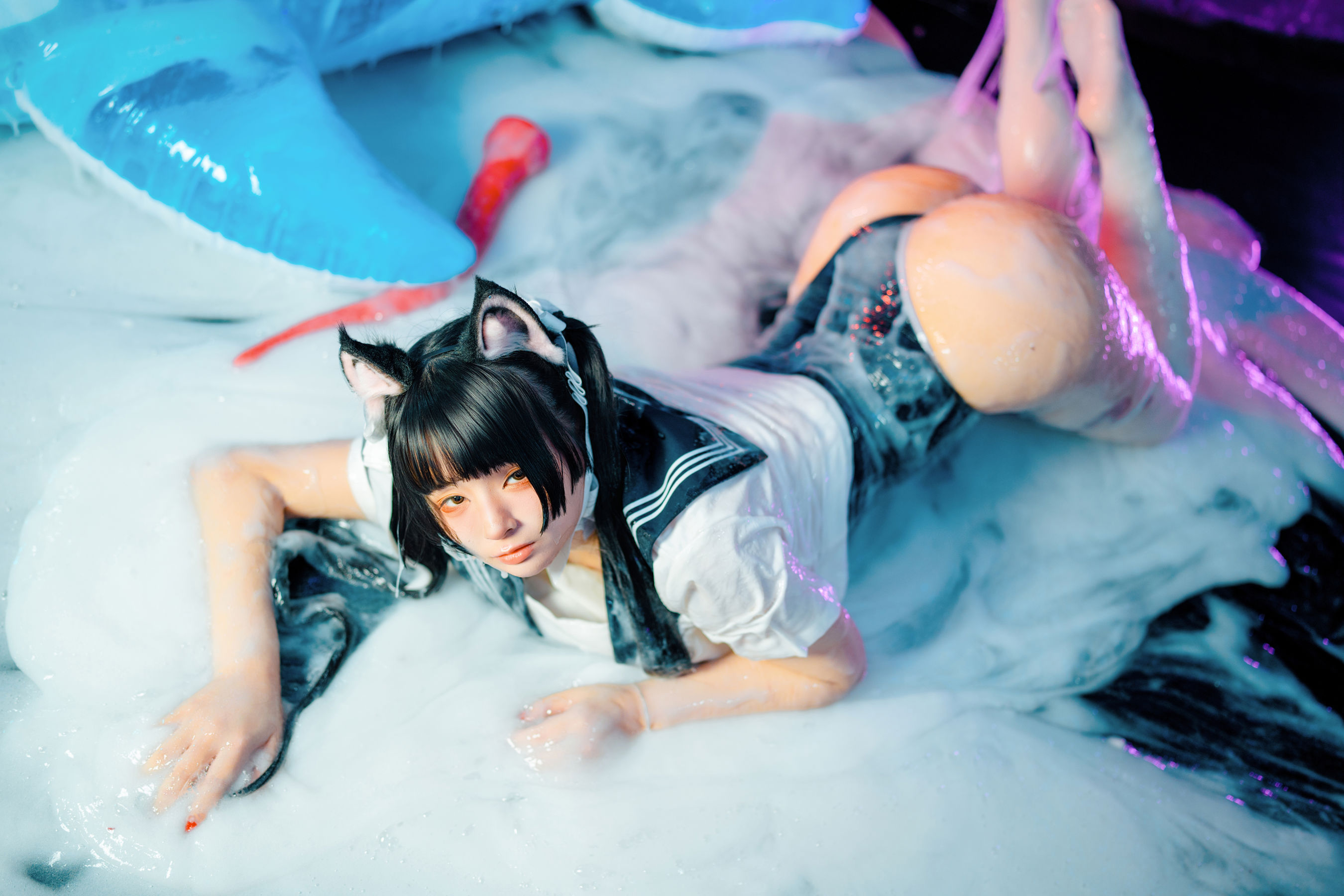 落落Raku - 邋遢小猫 Messy Kitty/(54P)