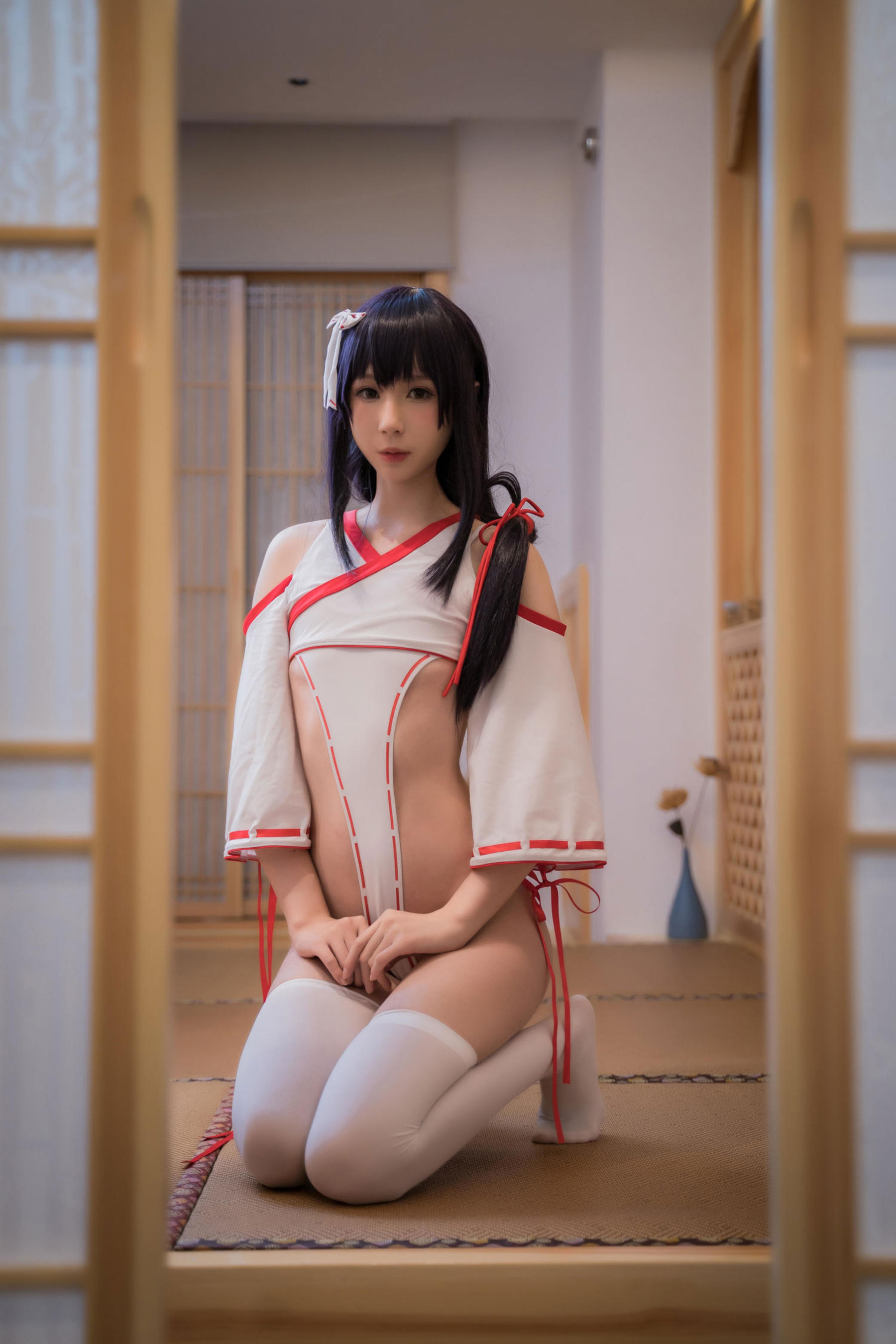 西园寺南歌 写真 - 巫女本/(79P)