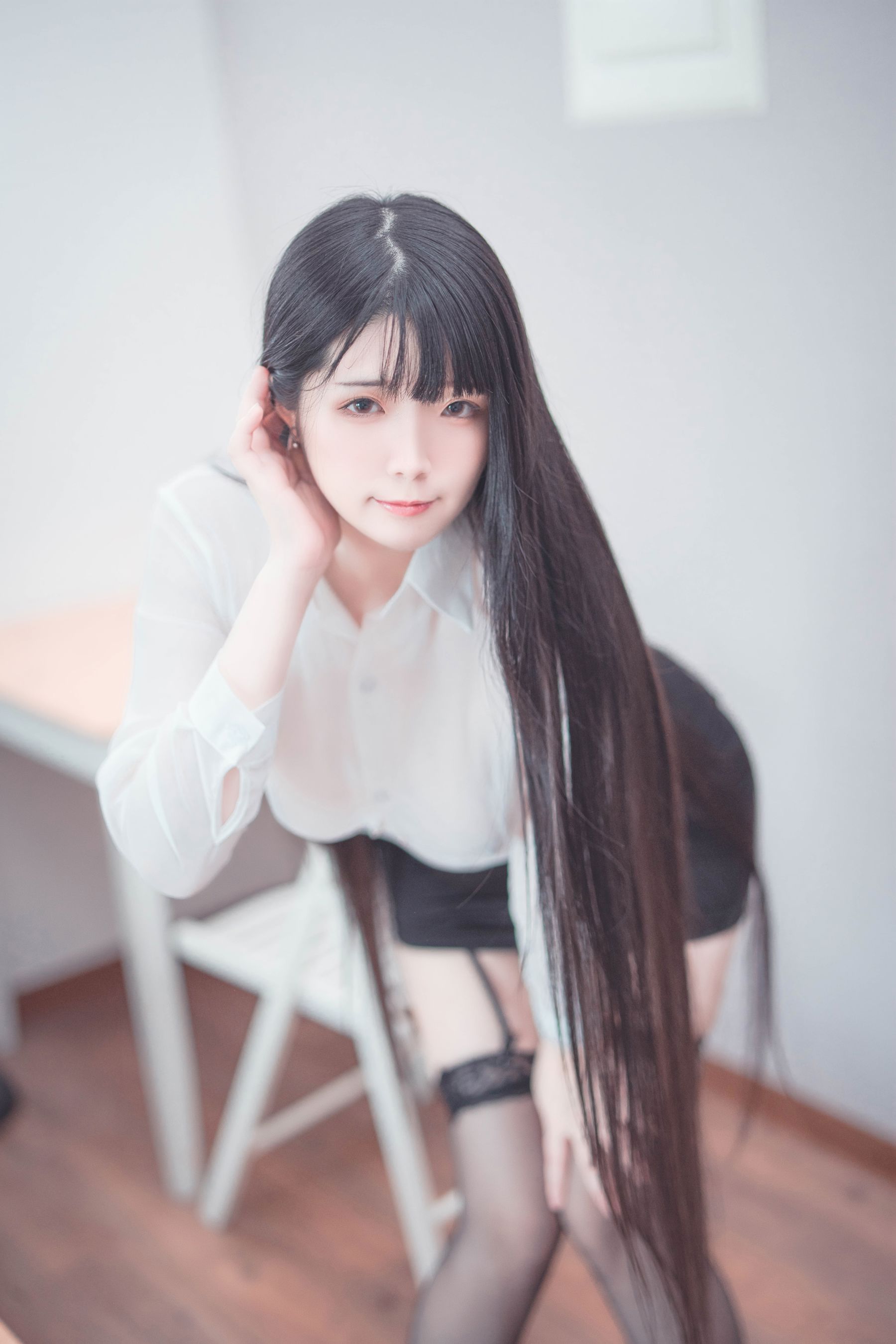 落落Raku - Weekday Eat Me/(44P)