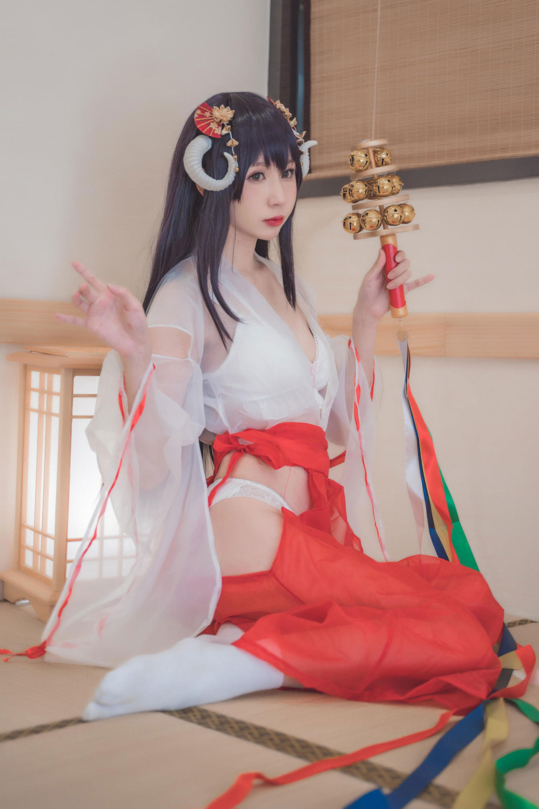 西园寺南歌 写真 - 巫女本/(79P)