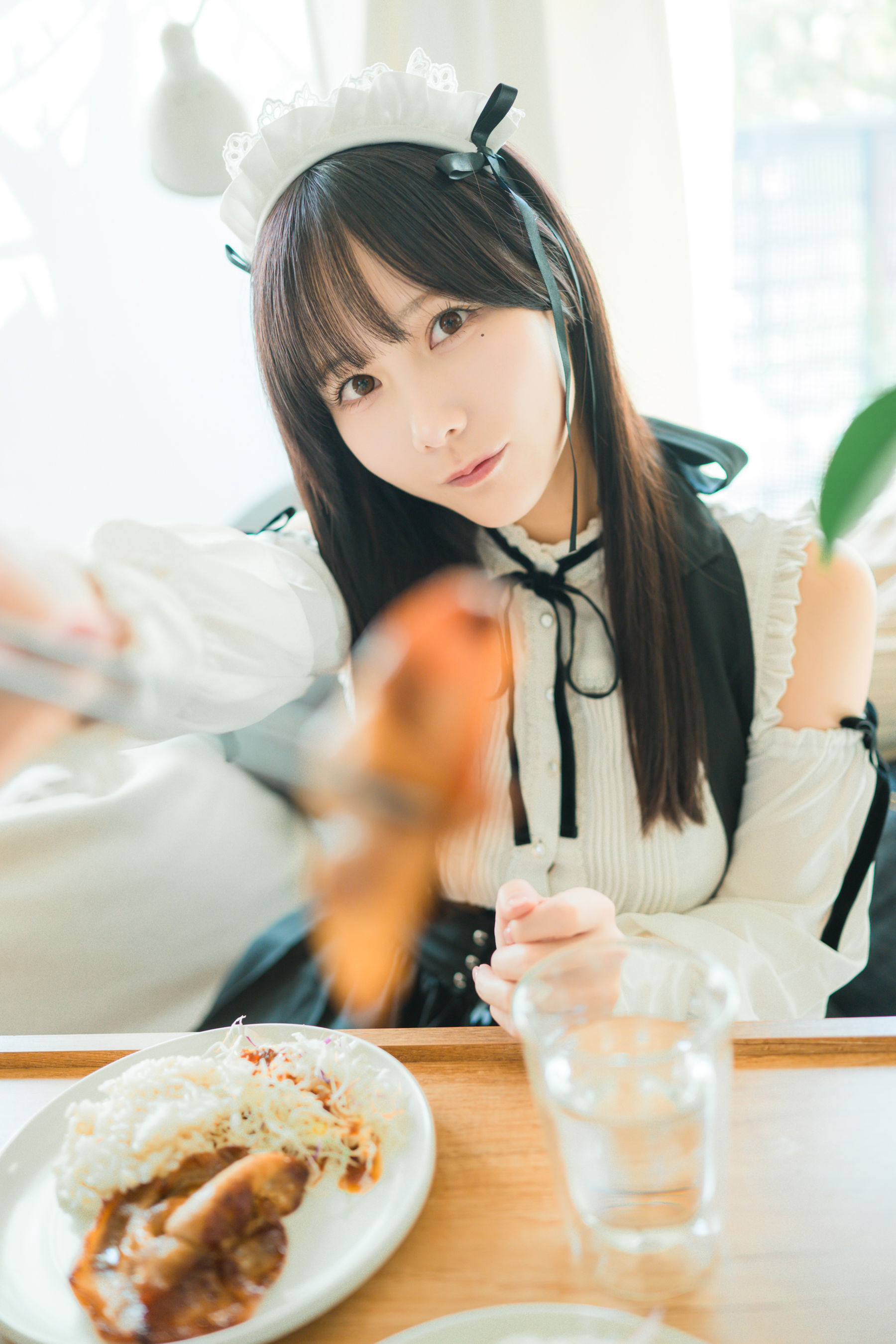 日本甜美COSER けんけん - 推し型メイドロイドとしたいこと/(131P)