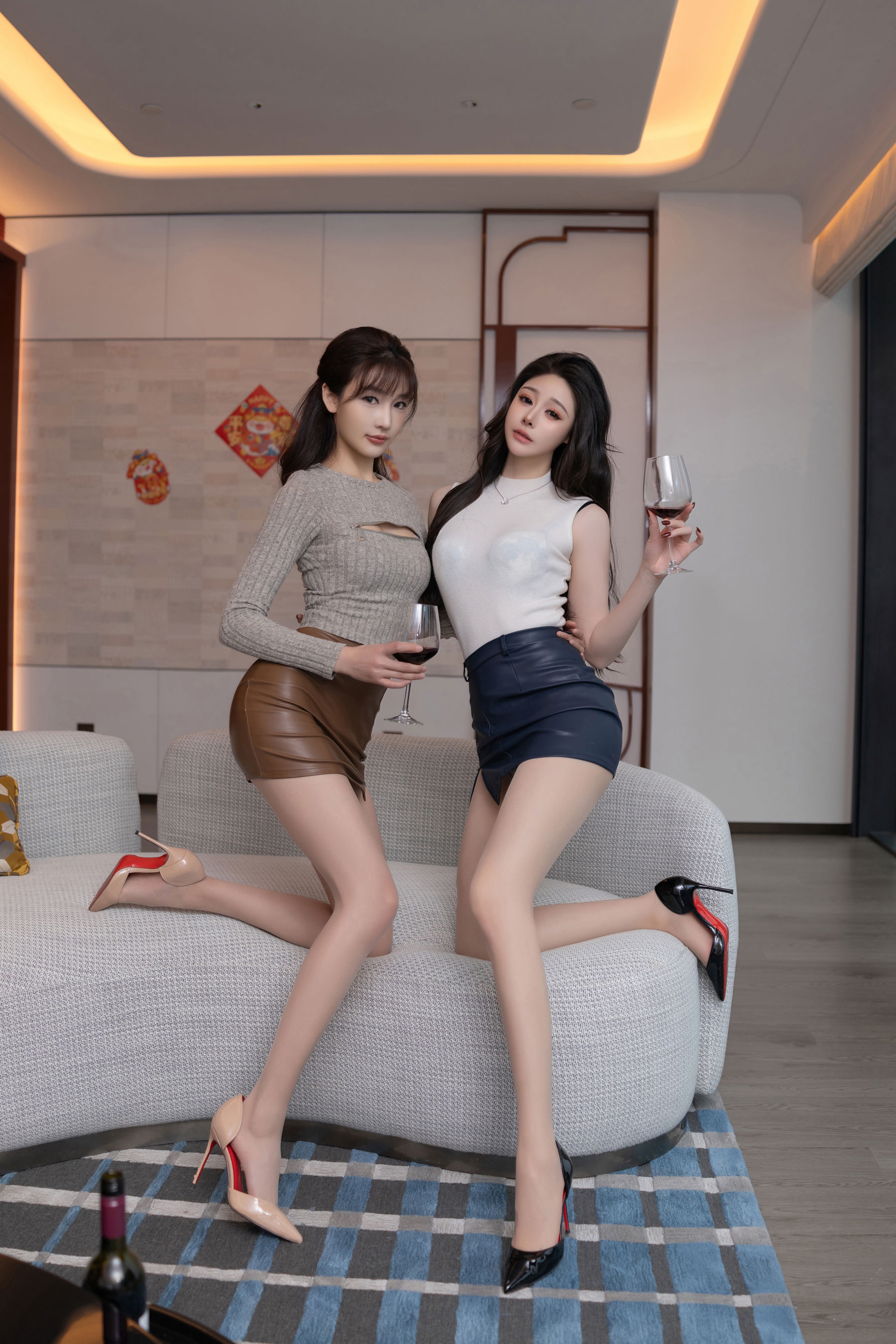 陆萱萱&唐安琪&是小逗逗 - 三姐妹闹新春/(101P)