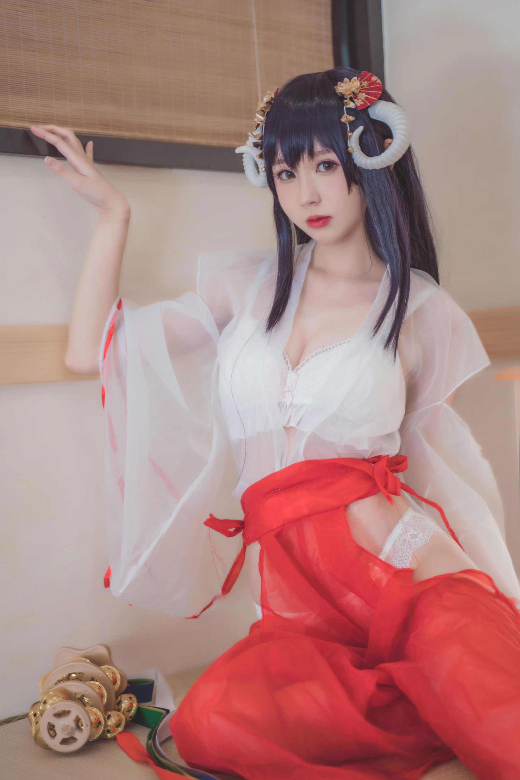 西园寺南歌 写真 - 巫女本/(79P)