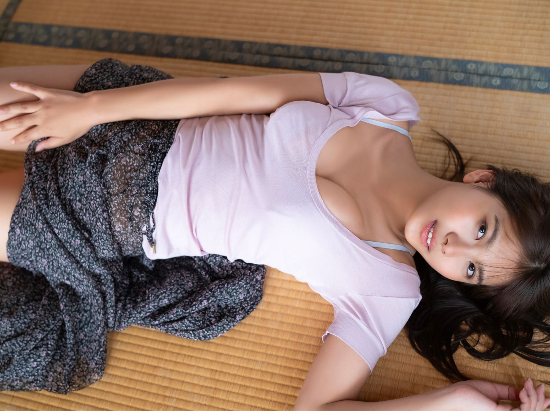 朝日ななみ - 楚々とした彼女/(58P)