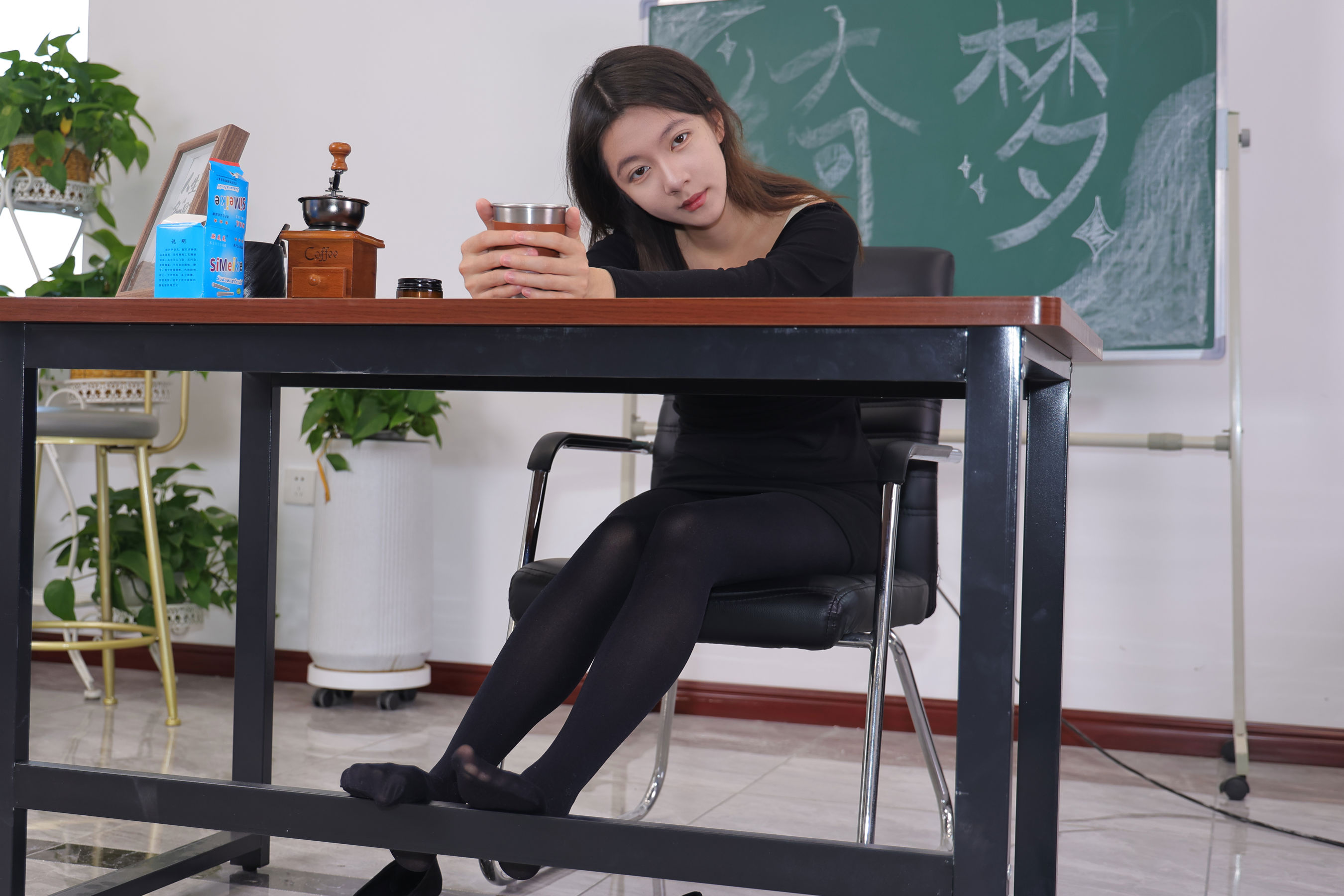 绮梦摄影 2025.11.30 No.464 淇淇 珍藏无修无水印版/(311P)