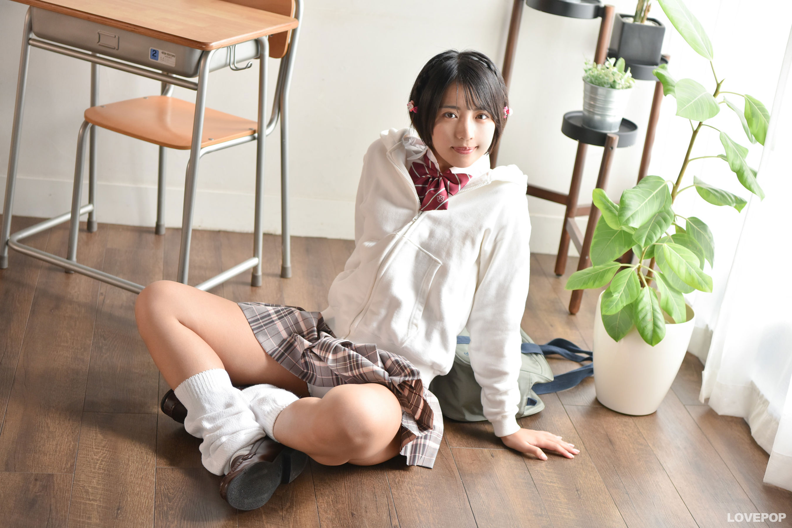 [LOVEPOP] Moeka Sasaki 佐々木萌香 Photoset 31/(98P)