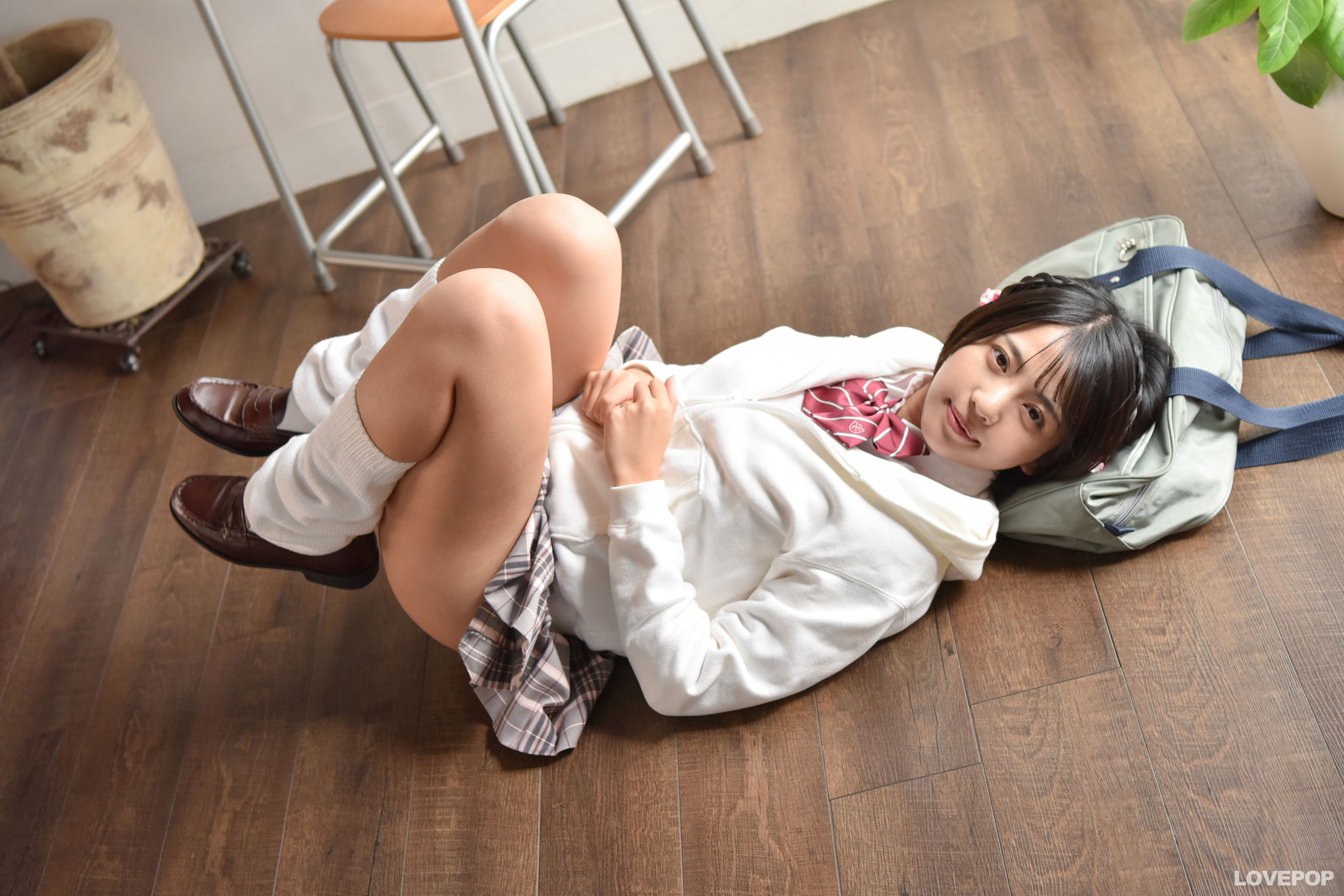 [LOVEPOP] Moeka Sasaki 佐々木萌香 Photoset 31/(98P)