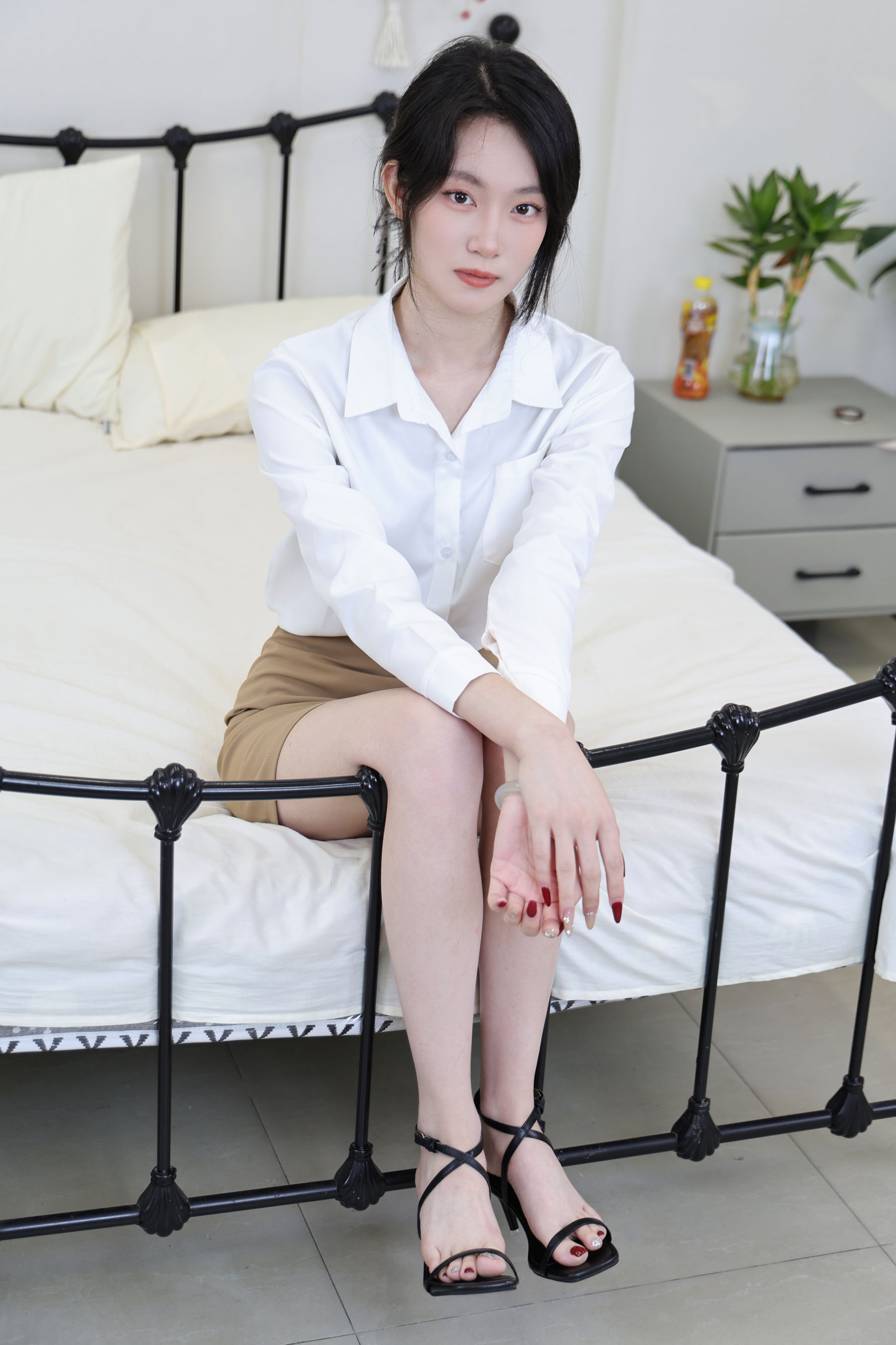 绮梦摄影 2025.11.25 No.459 小艺 珍藏无修无水印版/(319P)