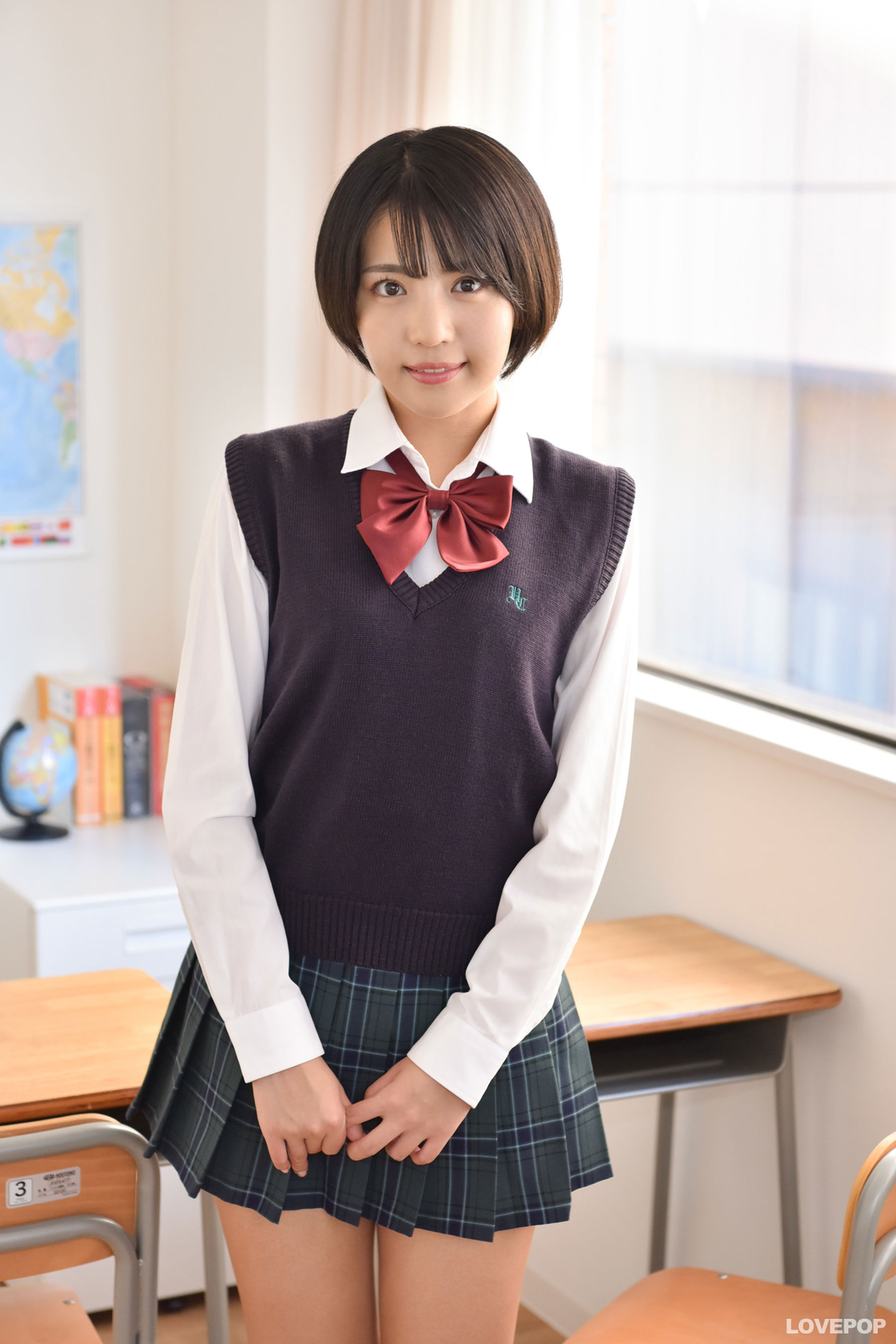 [LOVEPOP] Moeka Sasaki 佐々木萌香 Photoset 33/(94P)