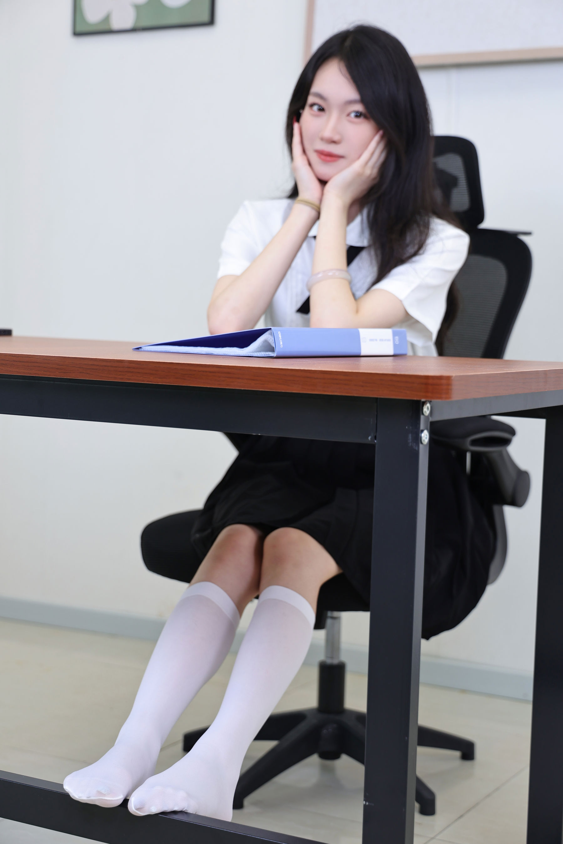 绮梦摄影 2025.10.20 No.423 小艺 珍藏无修无水印版/(367P)