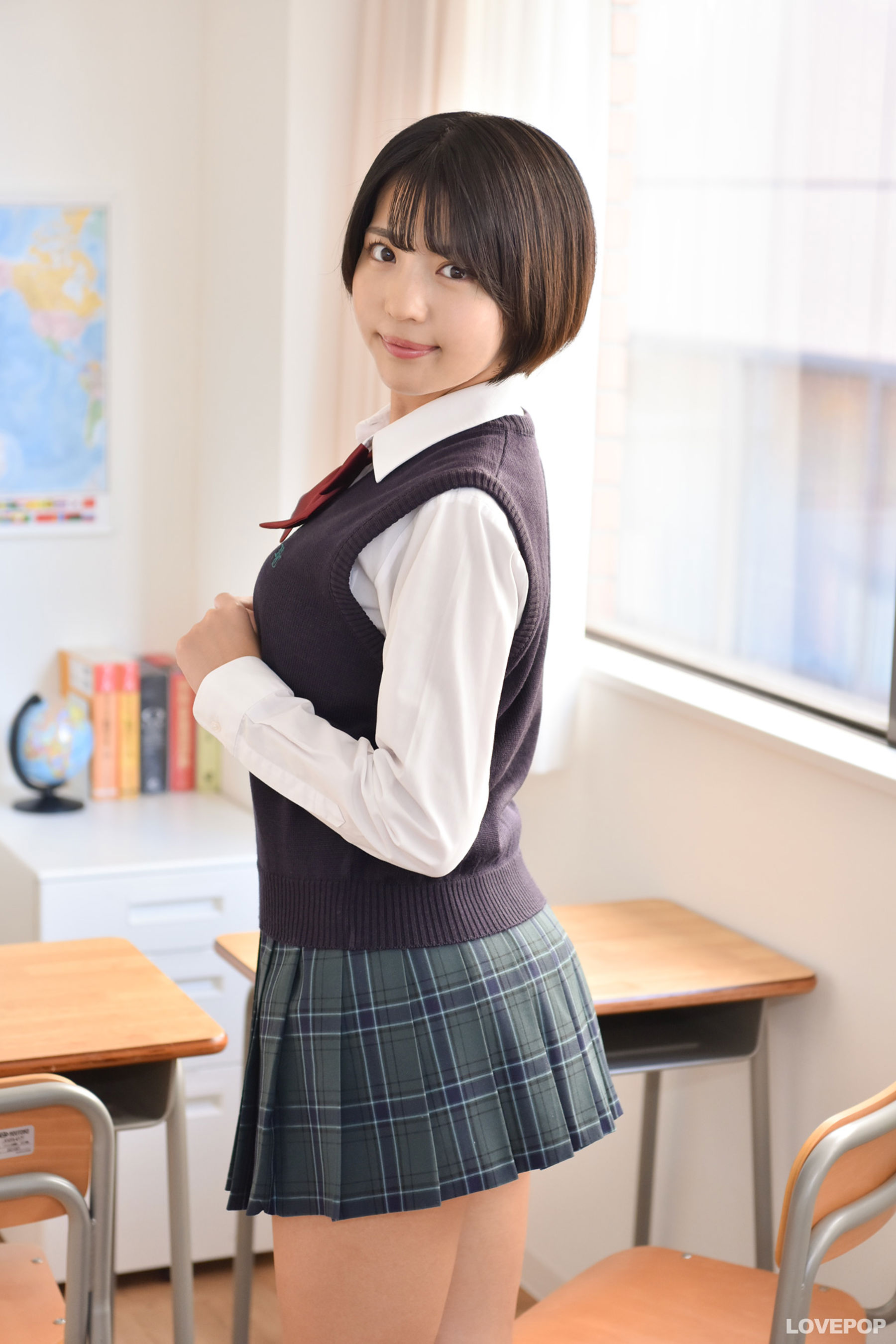 [LOVEPOP] Moeka Sasaki 佐々木萌香 Photoset 33/(94P)