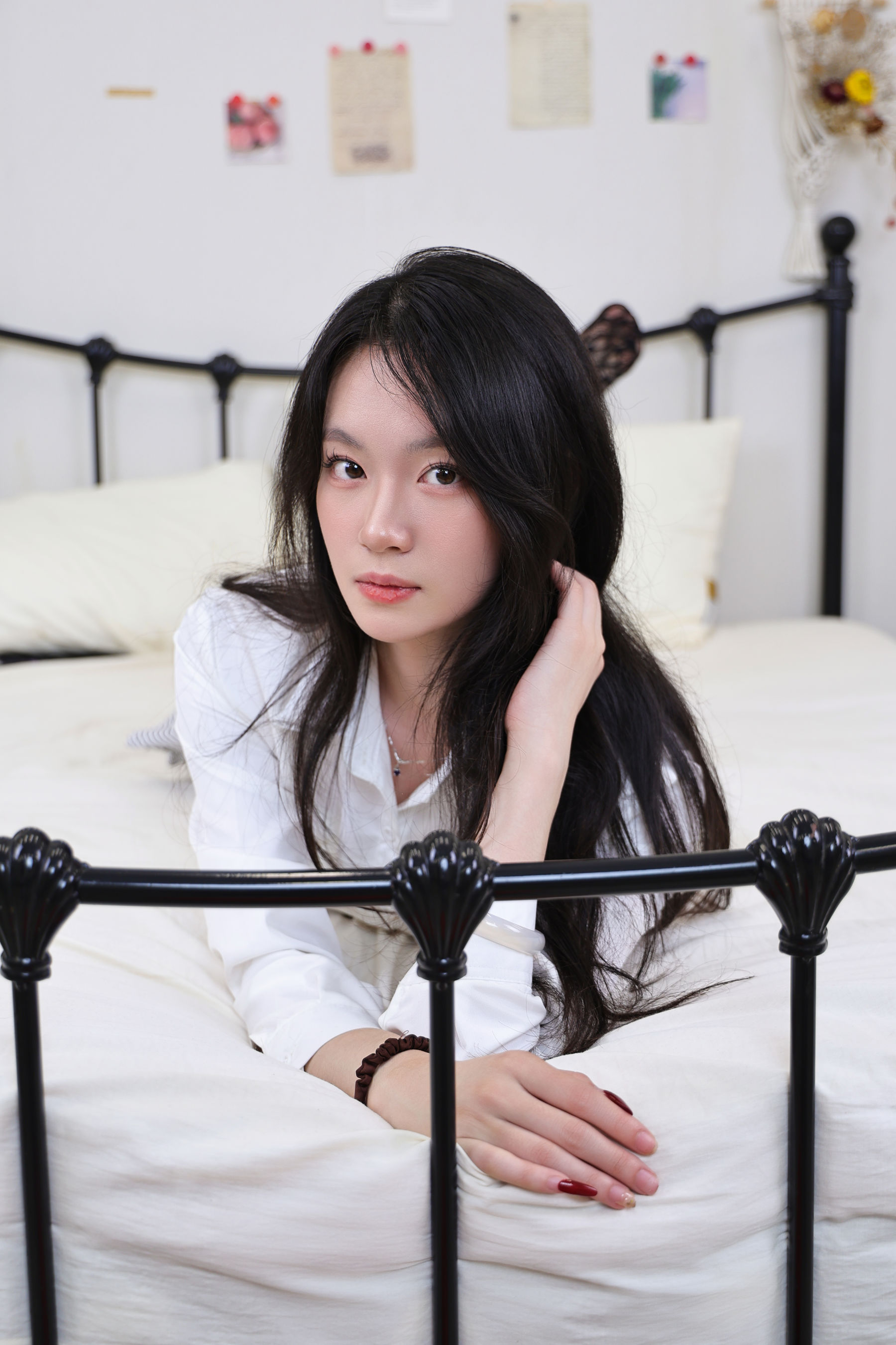 绮梦摄影 2025.11.09 No.443 小艺 珍藏无修无水印版/(328P)