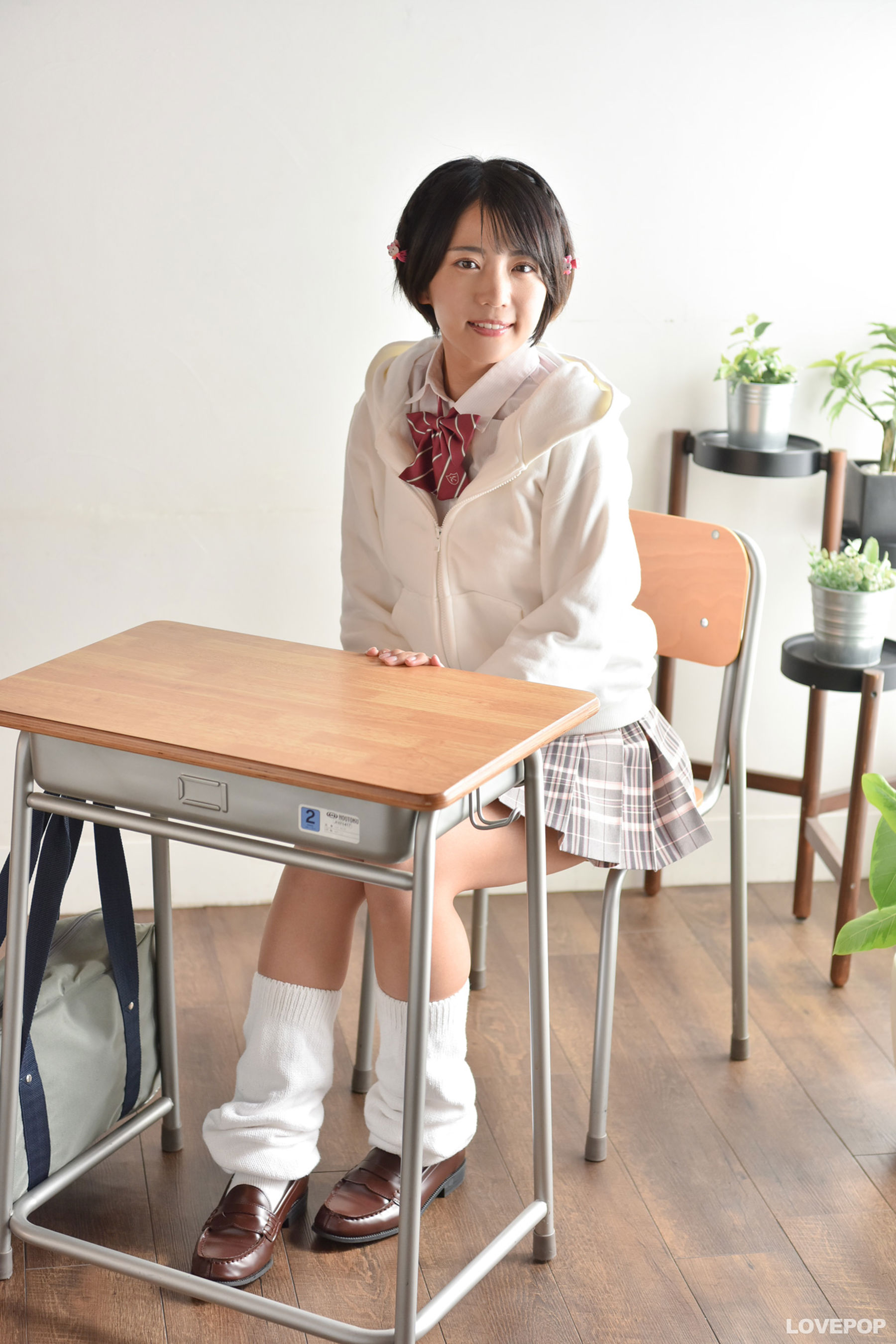 [LOVEPOP] Moeka Sasaki 佐々木萌香 Photoset 31/(98P)