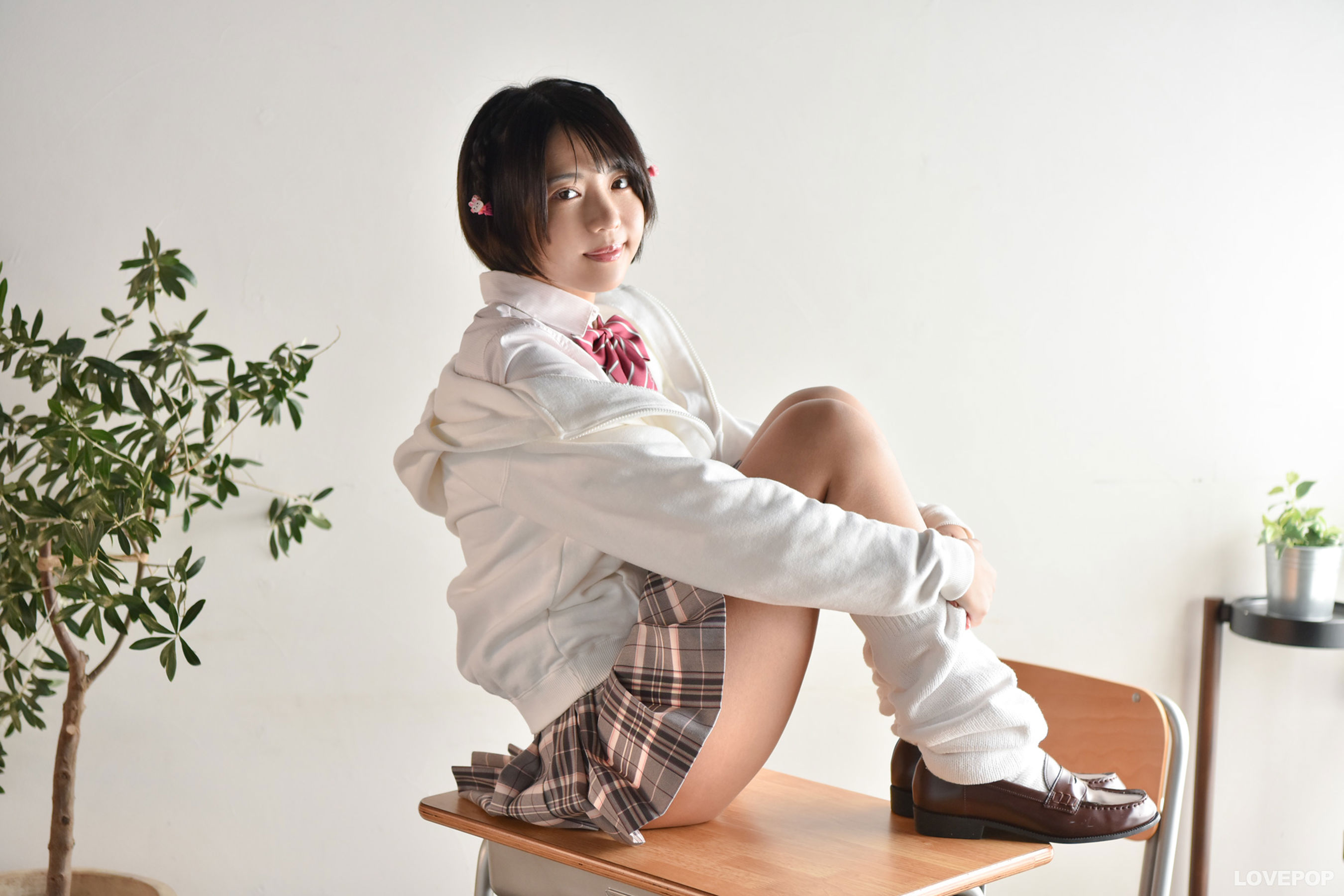 [LOVEPOP] Moeka Sasaki 佐々木萌香 Photoset 31/(98P)