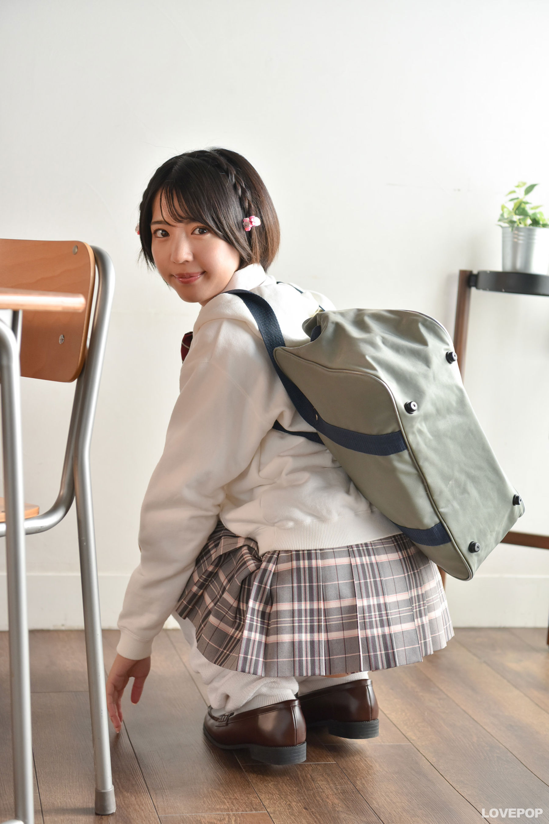 [LOVEPOP] Moeka Sasaki 佐々木萌香 Photoset 31/(98P)