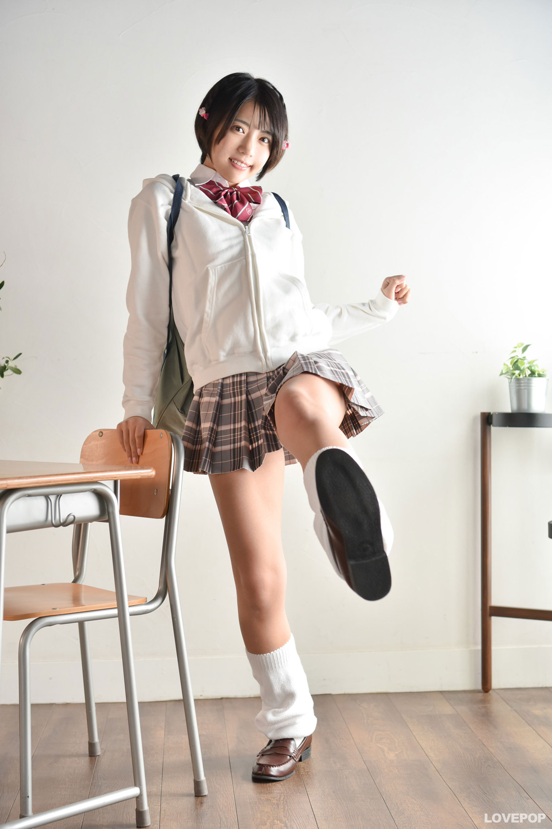 [LOVEPOP] Moeka Sasaki 佐々木萌香 Photoset 31/(98P)