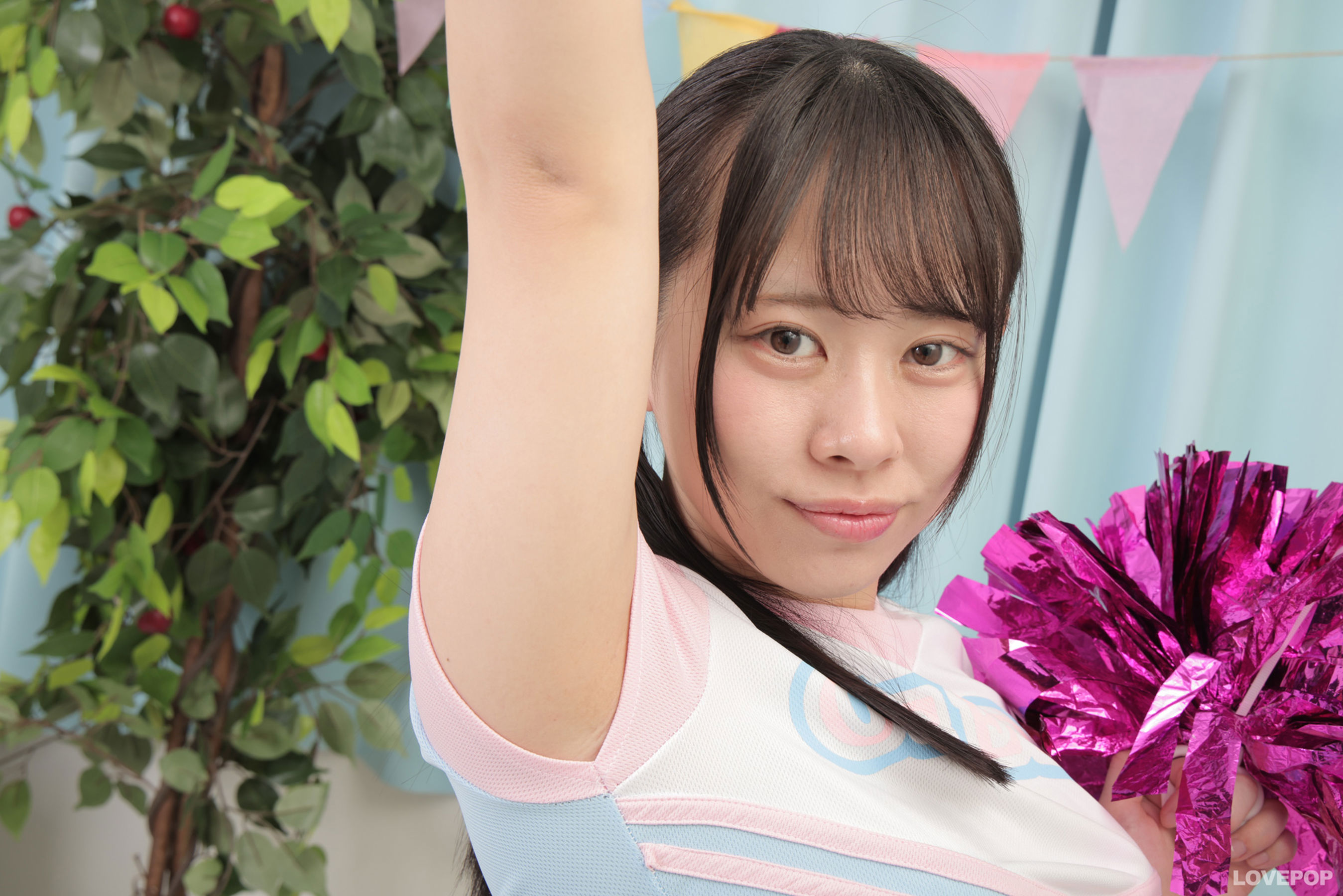 [LOVEPOP] Kurumi Amai 甘井くるみ Photoset 03/(84P)