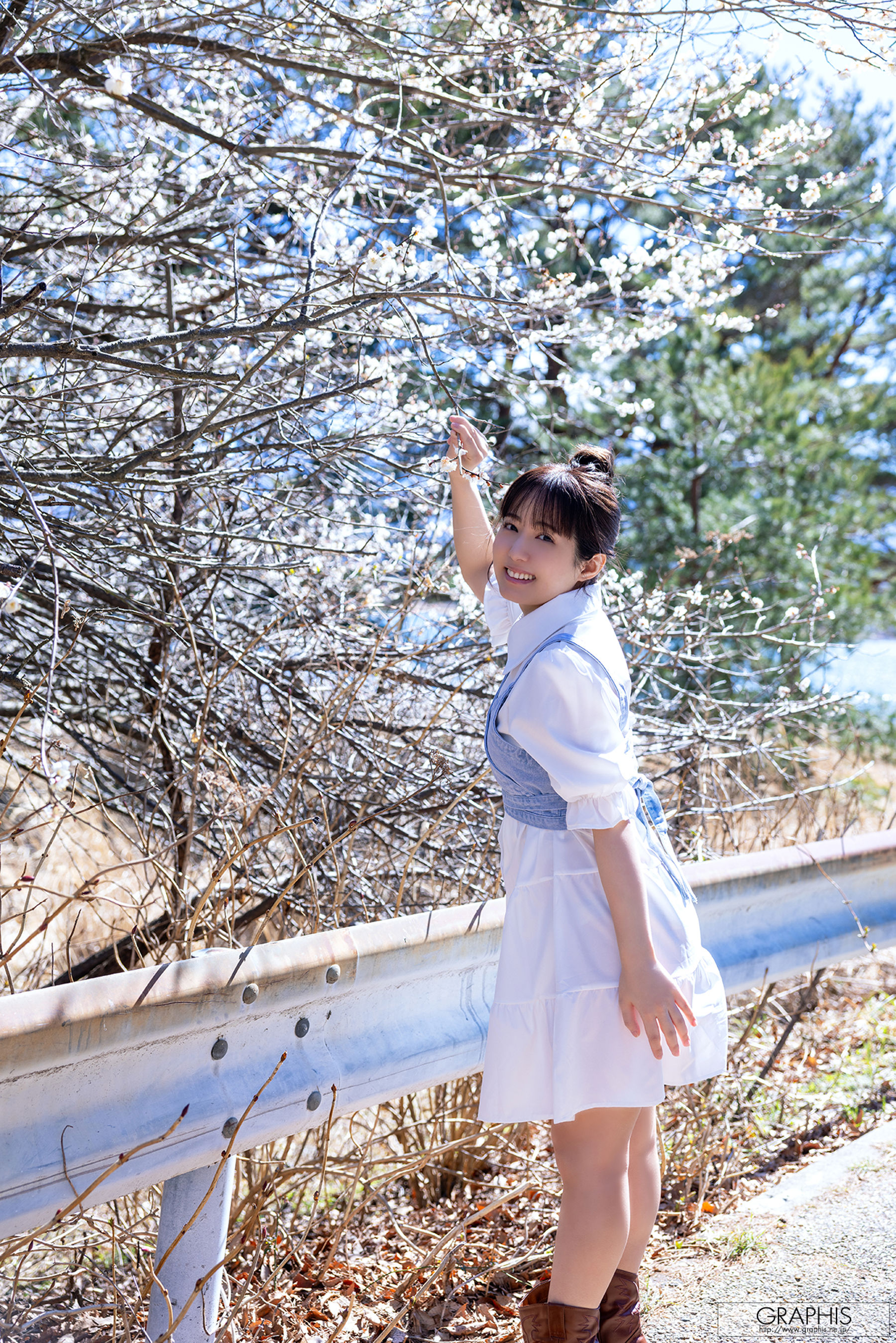 [Graphis Gals] NO.579 Ema Yano 矢埜愛茉 Naturally/(63P)