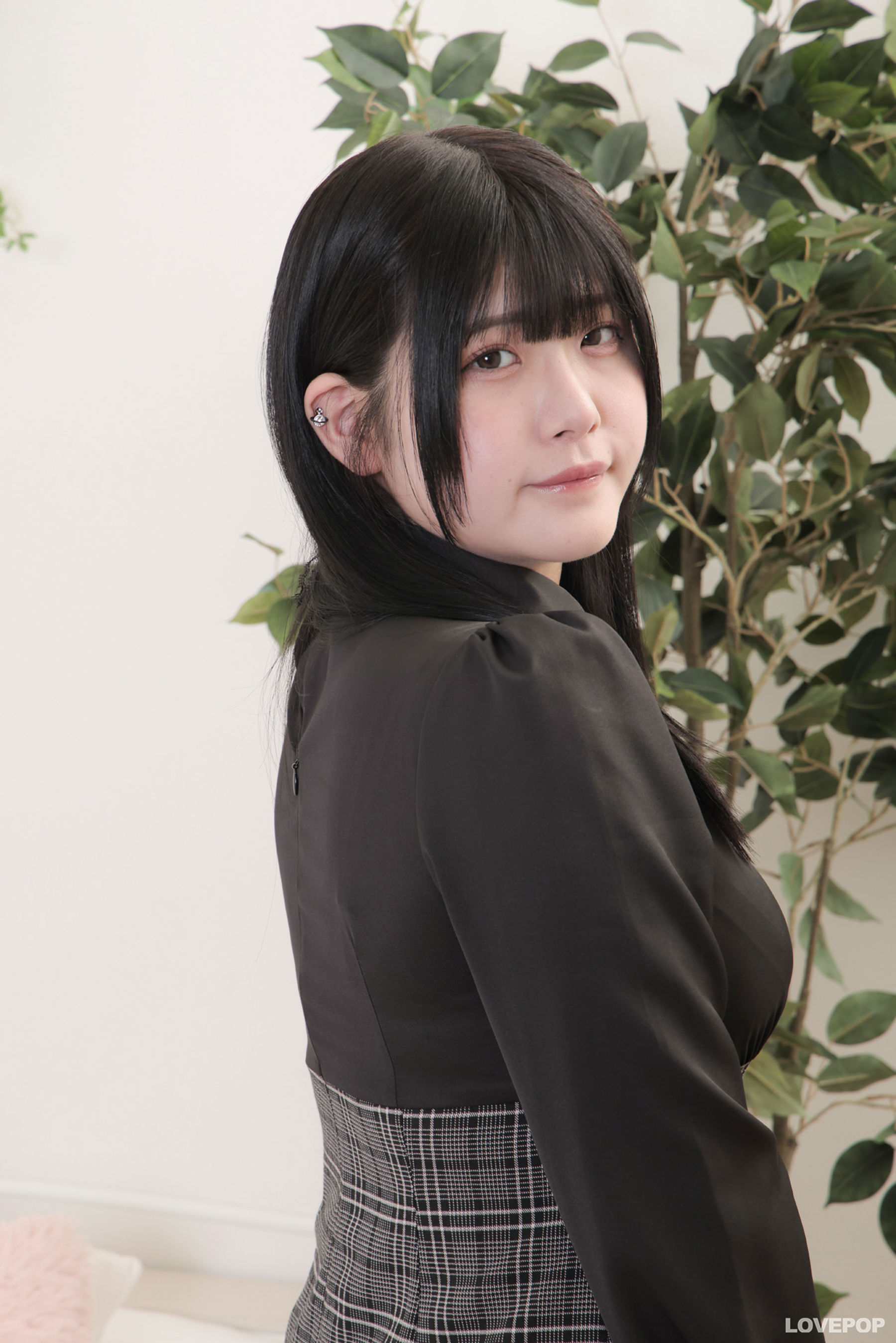 [LOVEPOP] Kanon Hazuki 羽月果音 Photoset 05/(87P)