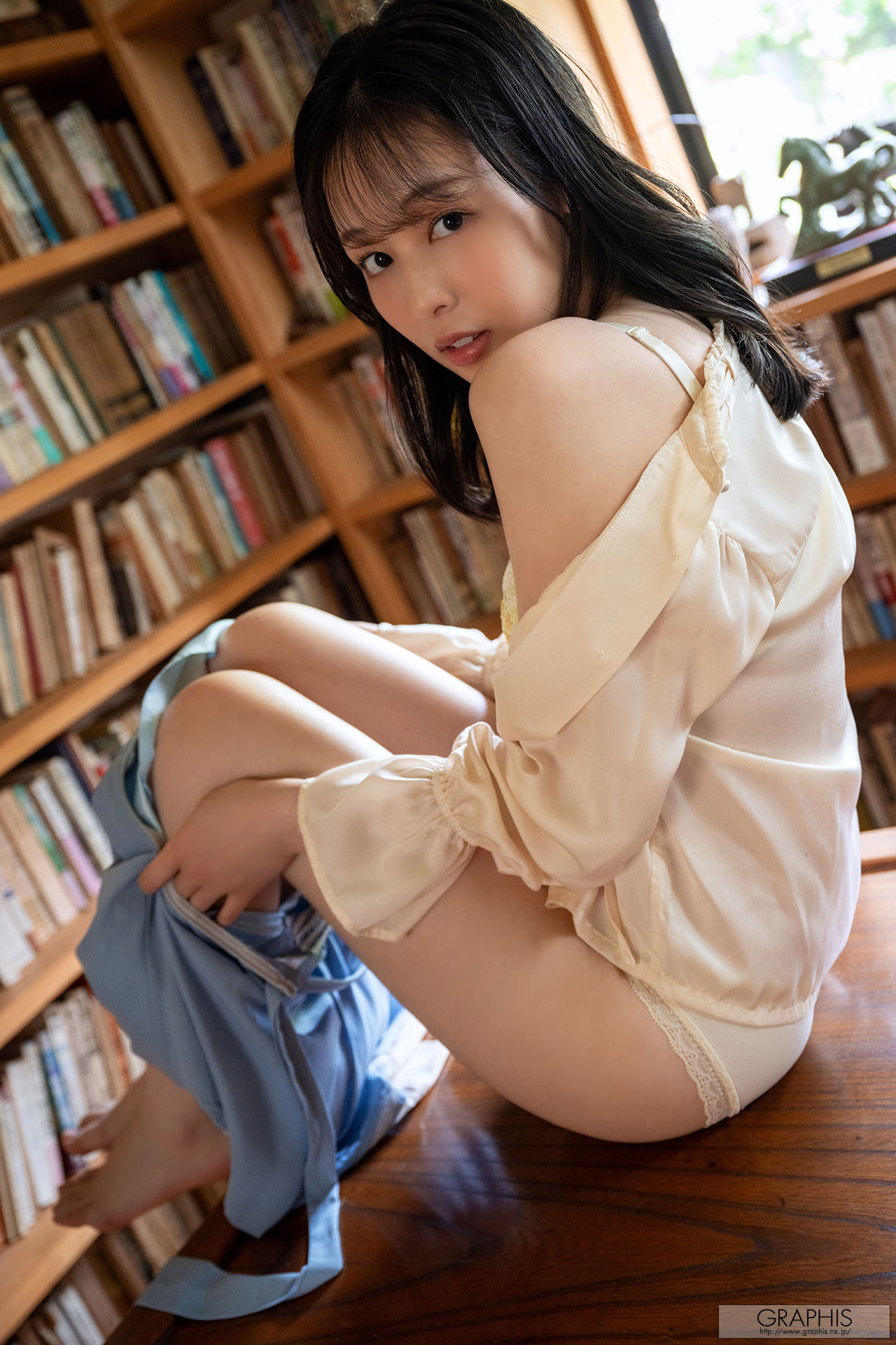 [Graphis Gals] NO.578 Ami Tokita 時田亜美 Naivety/(74P)