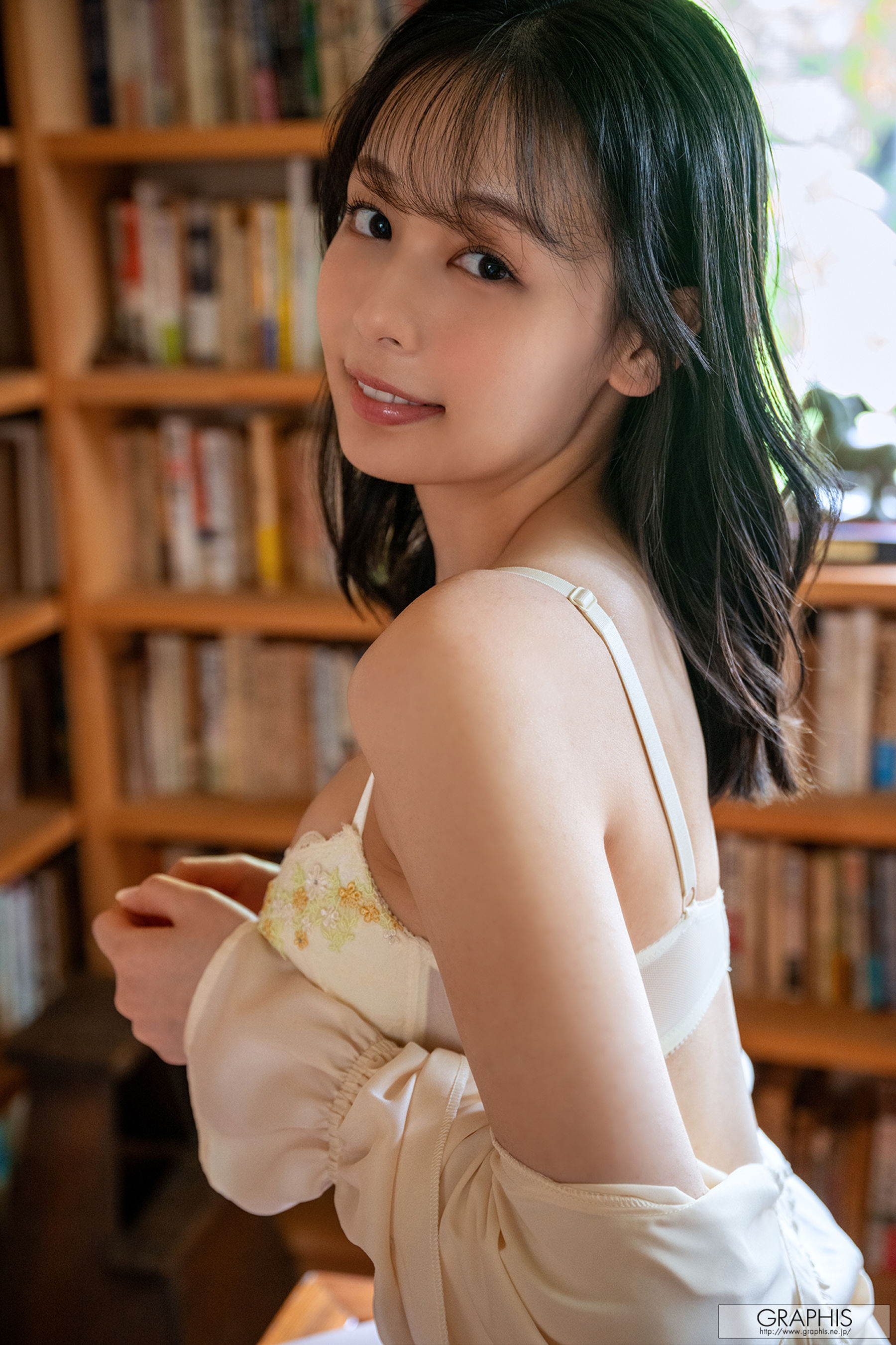 [Graphis Gals] NO.578 Ami Tokita 時田亜美 Naivety/(74P)